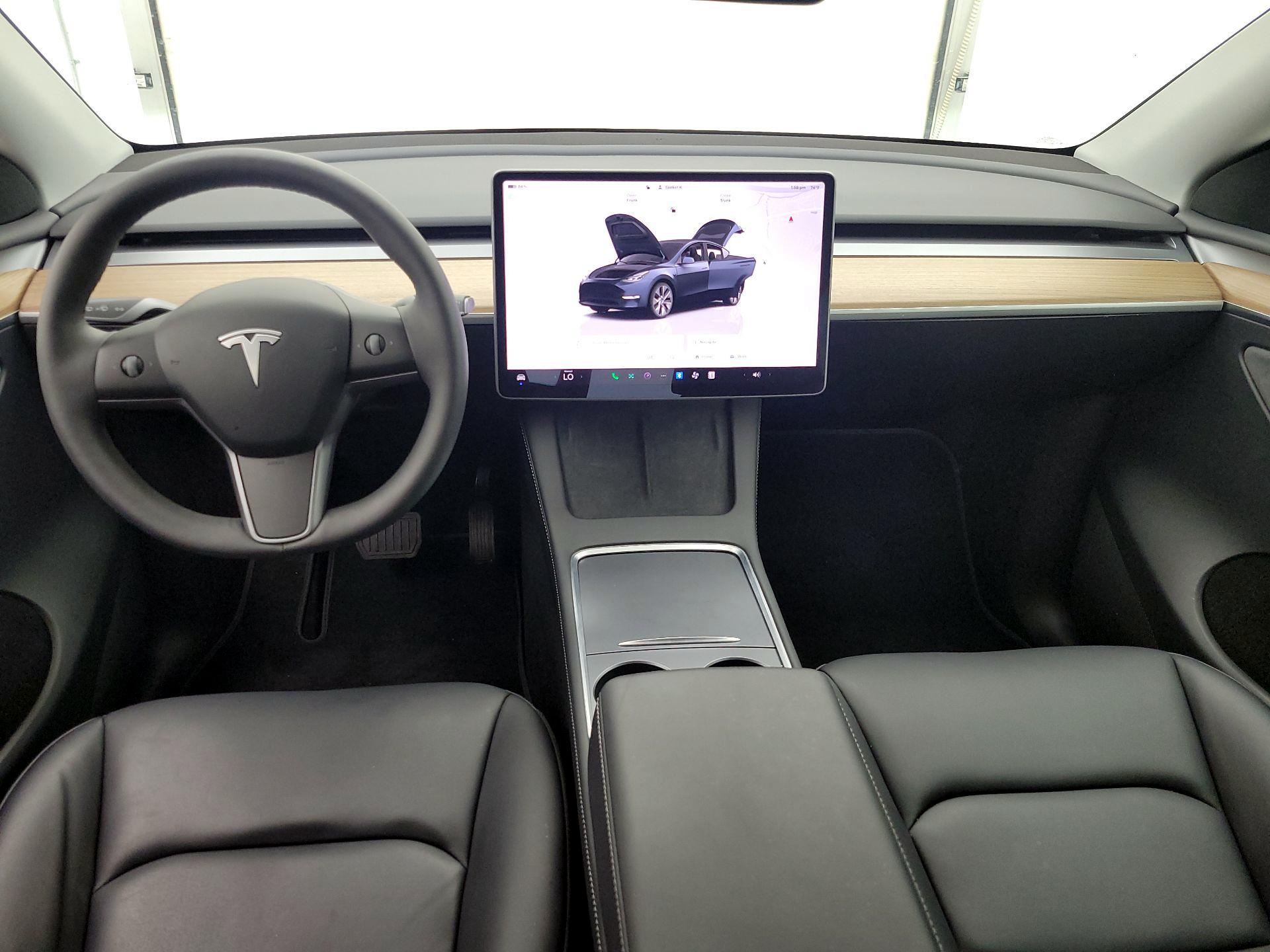 Thumbnail: 2024 Tesla Model Y - 9