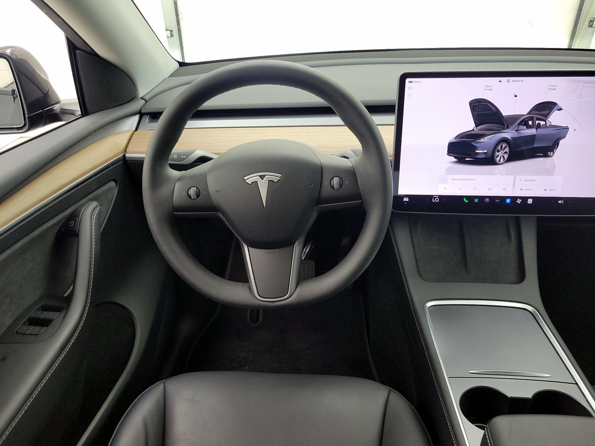 Thumbnail: 2024 Tesla Model Y - 10