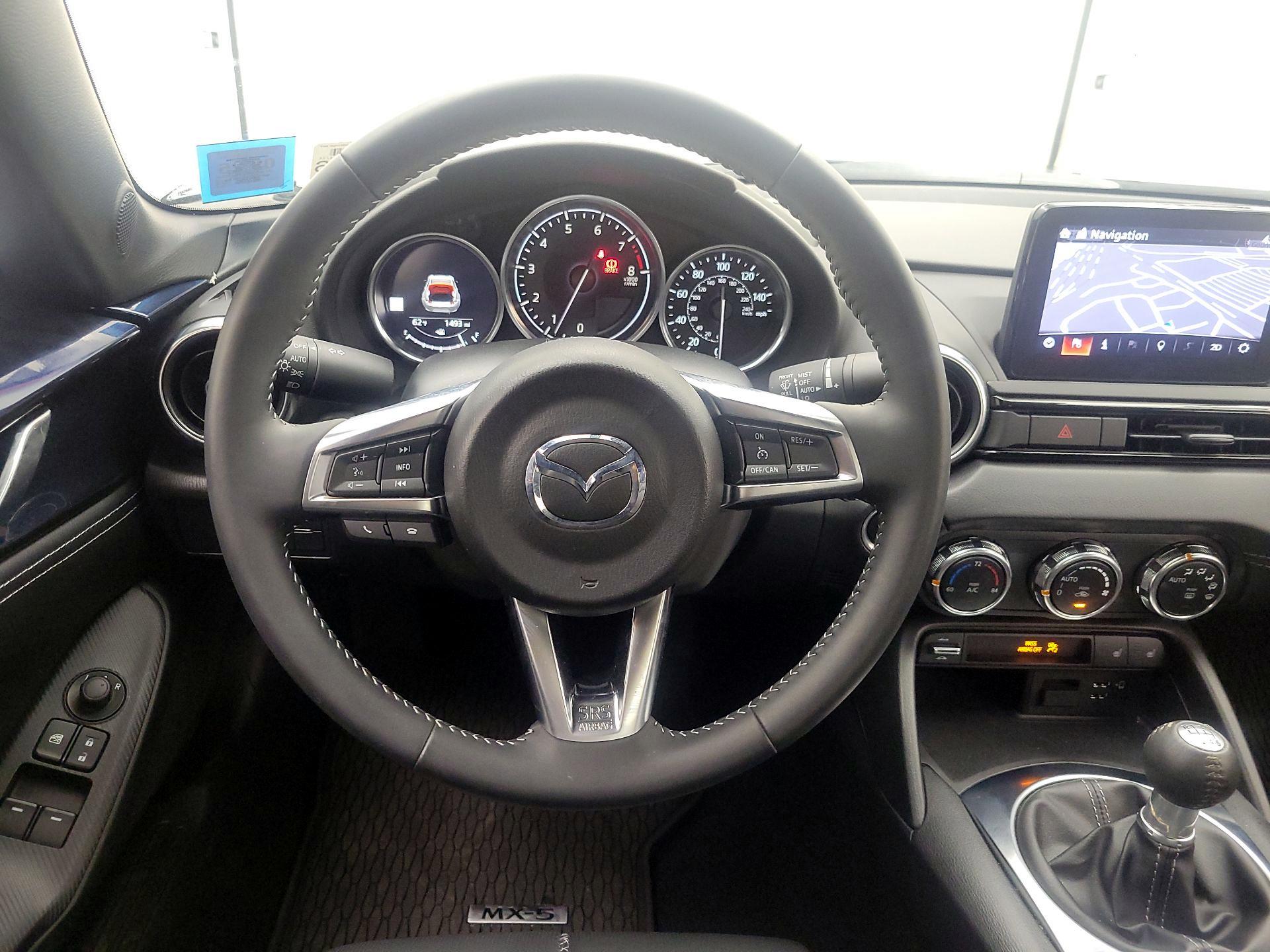 Thumbnail: 2022 Mazda MX-5 Miata - 10