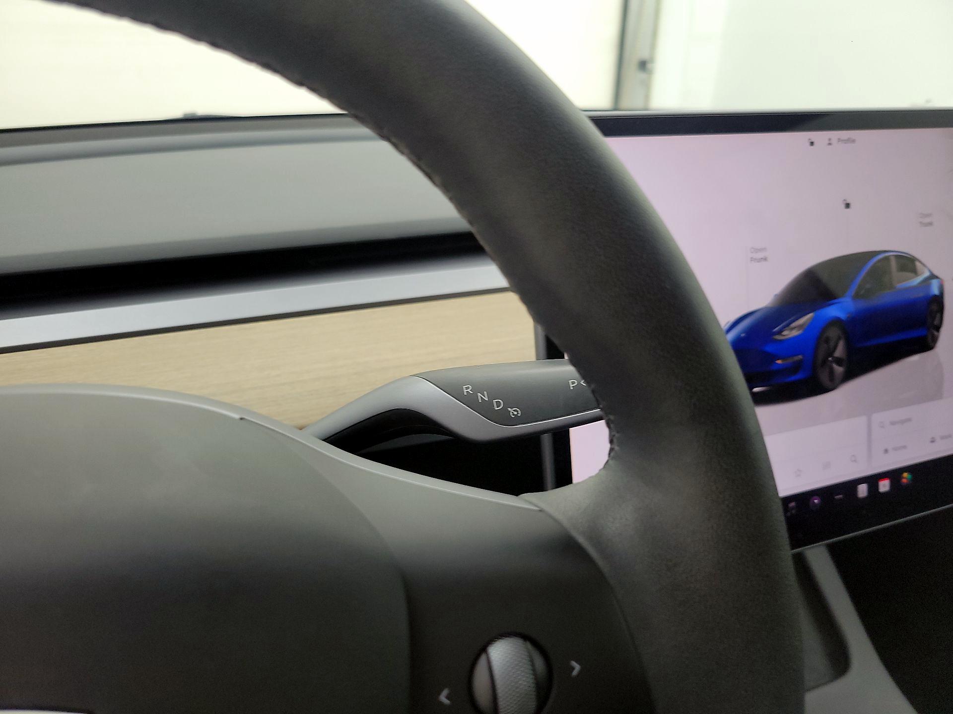 Thumbnail: 2023 Tesla Model 3 - 17