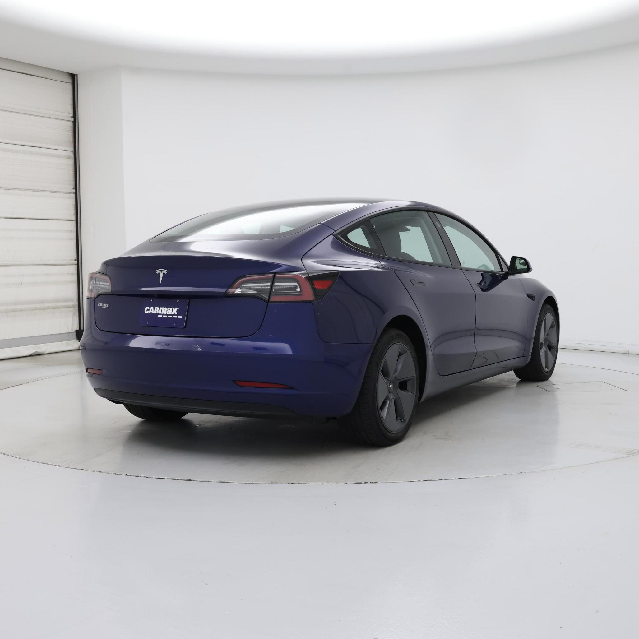 Thumbnail: 2023 Tesla Model 3 - 8
