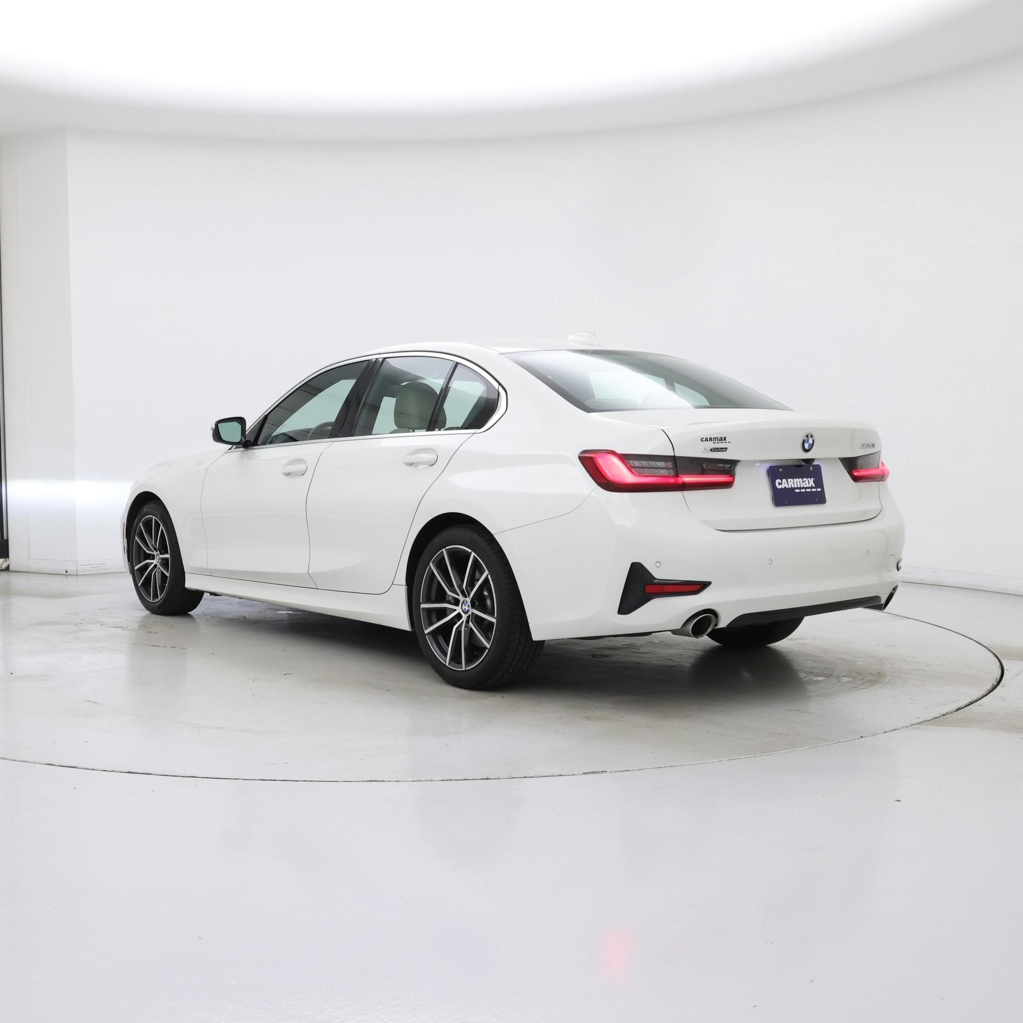 Thumbnail: 2021 BMW 3 Series - 2