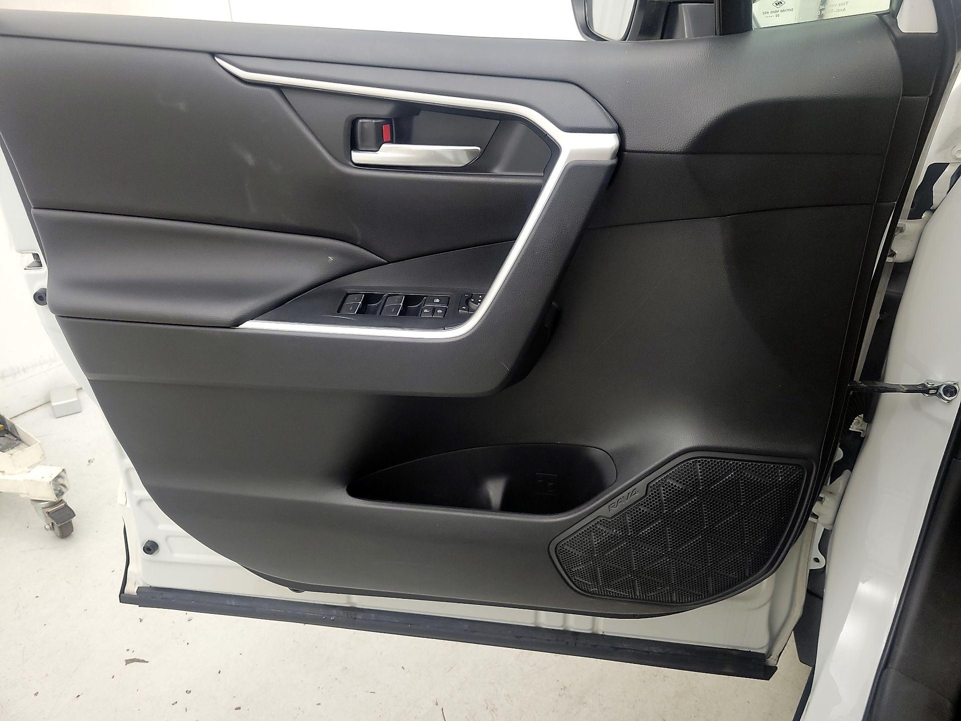 Thumbnail: 2023 Toyota RAV4 - 12