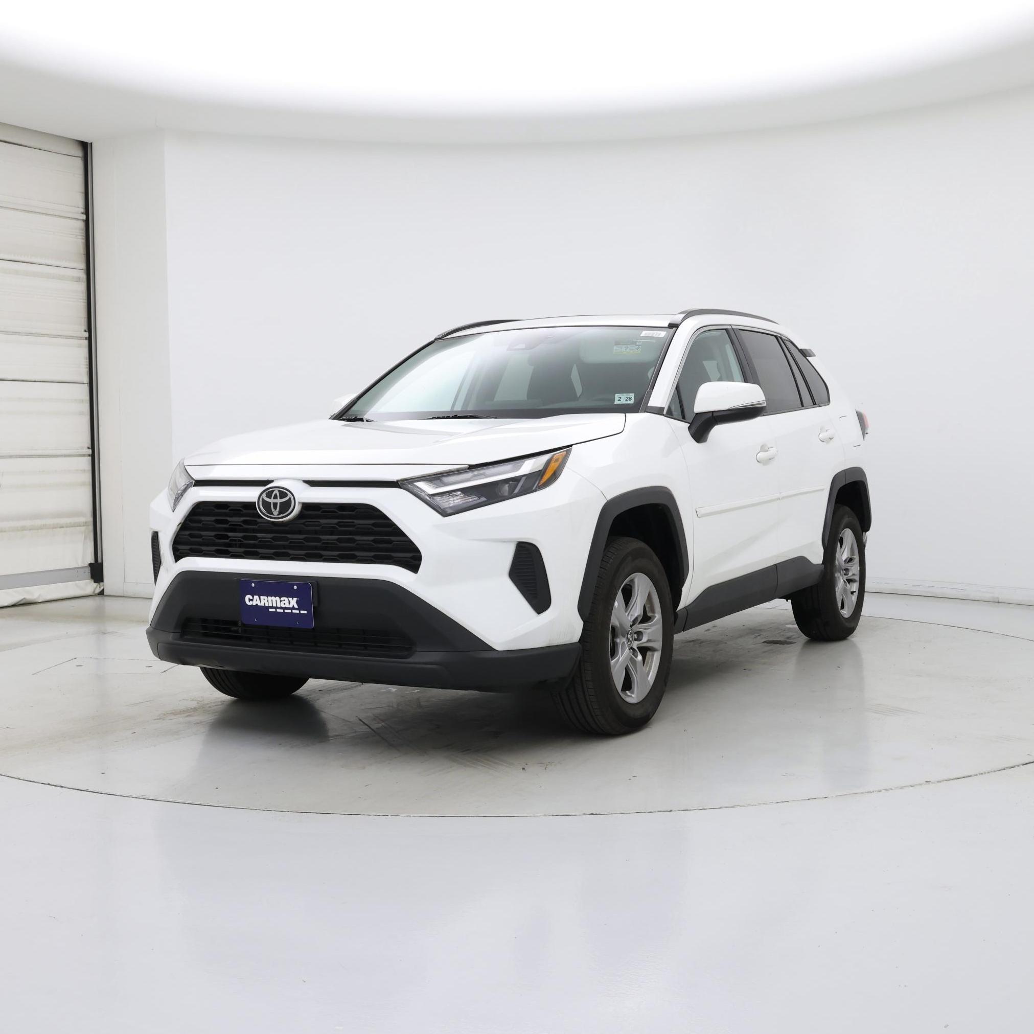 Thumbnail: 2023 Toyota RAV4 - 4