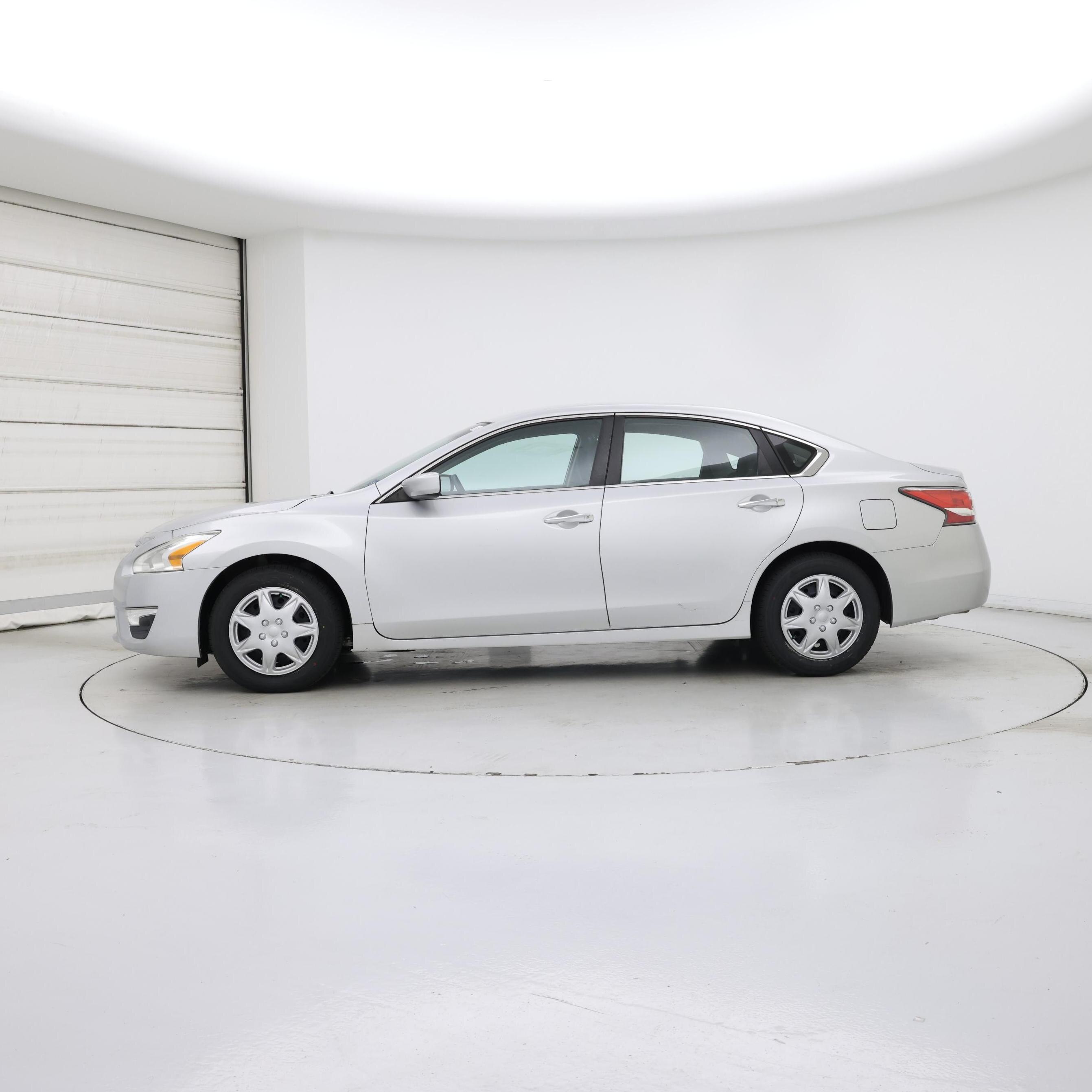 Thumbnail: 2014 Nissan Altima - 3
