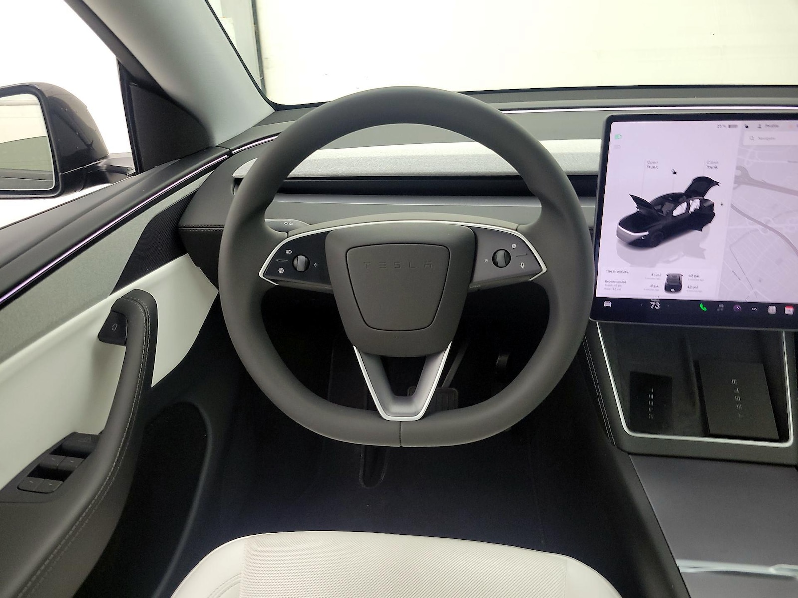 2026 Tesla Model Y Long Range - Photo 11