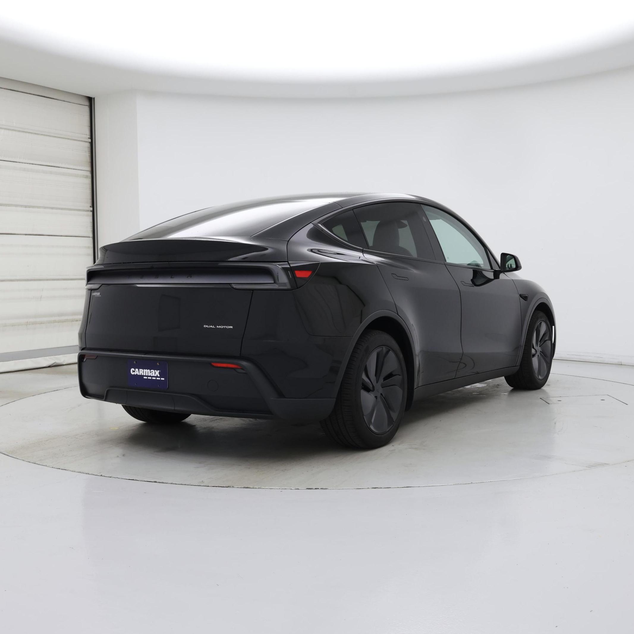 Thumbnail: 2026 Tesla Model Y - 8