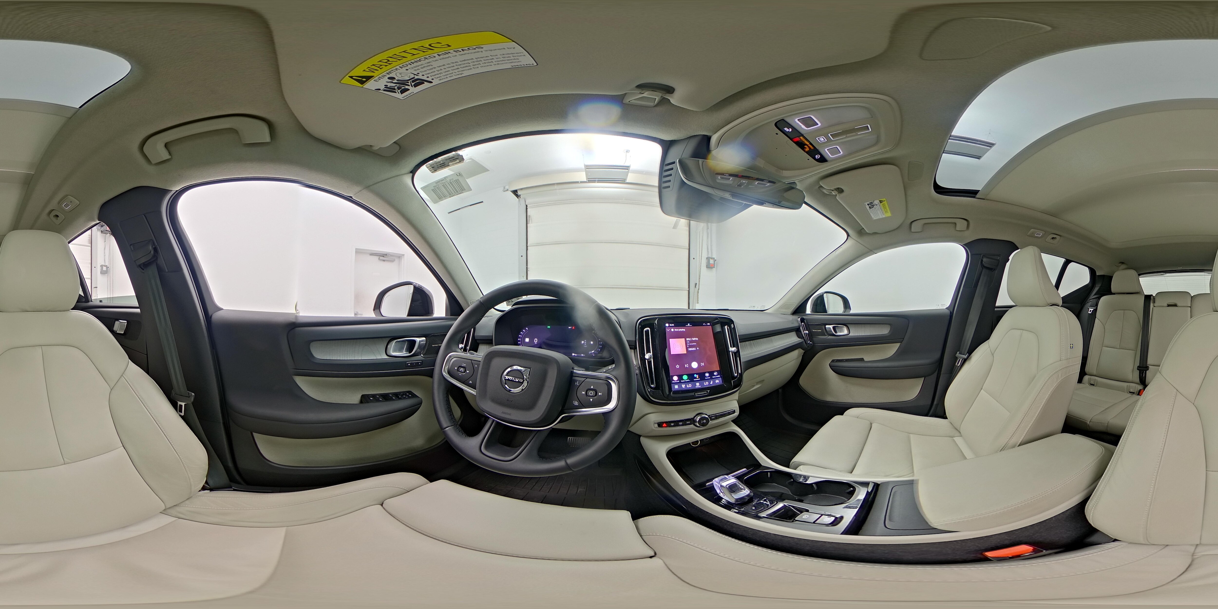 2023 Volvo XC40 Plus - Photo 27