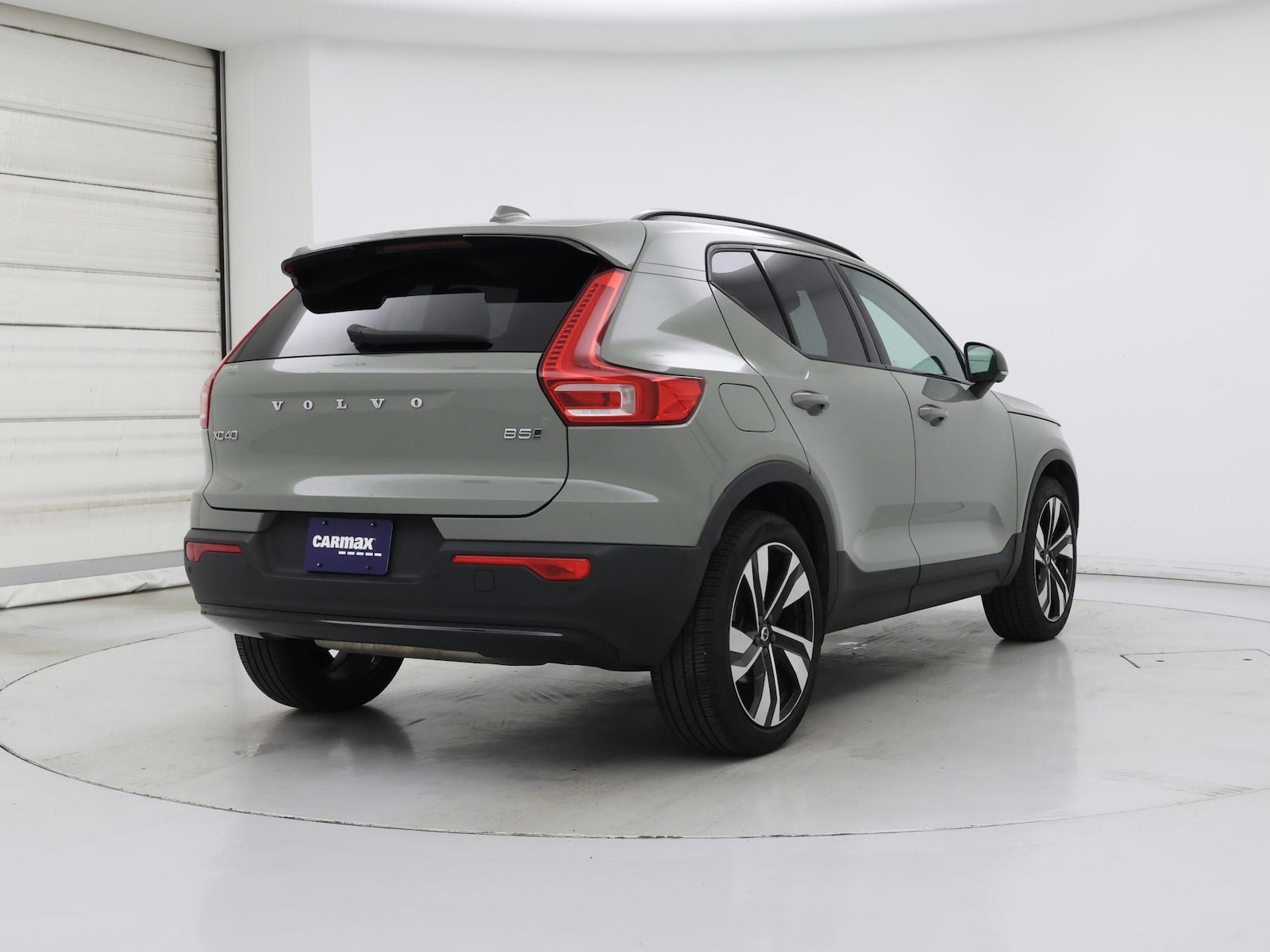 2023 Volvo XC40 Plus - Photo 9