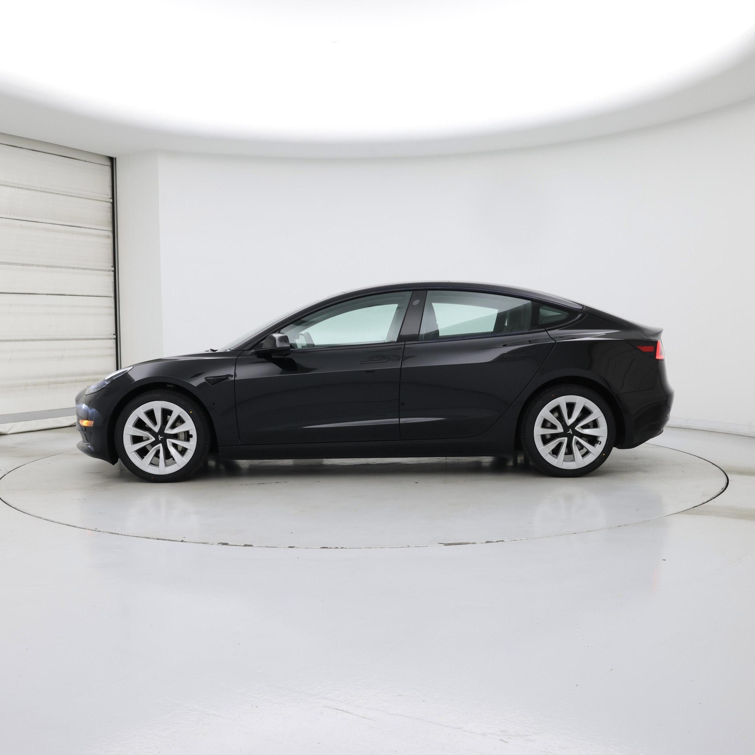 Thumbnail: 2023 Tesla Model 3 - 3