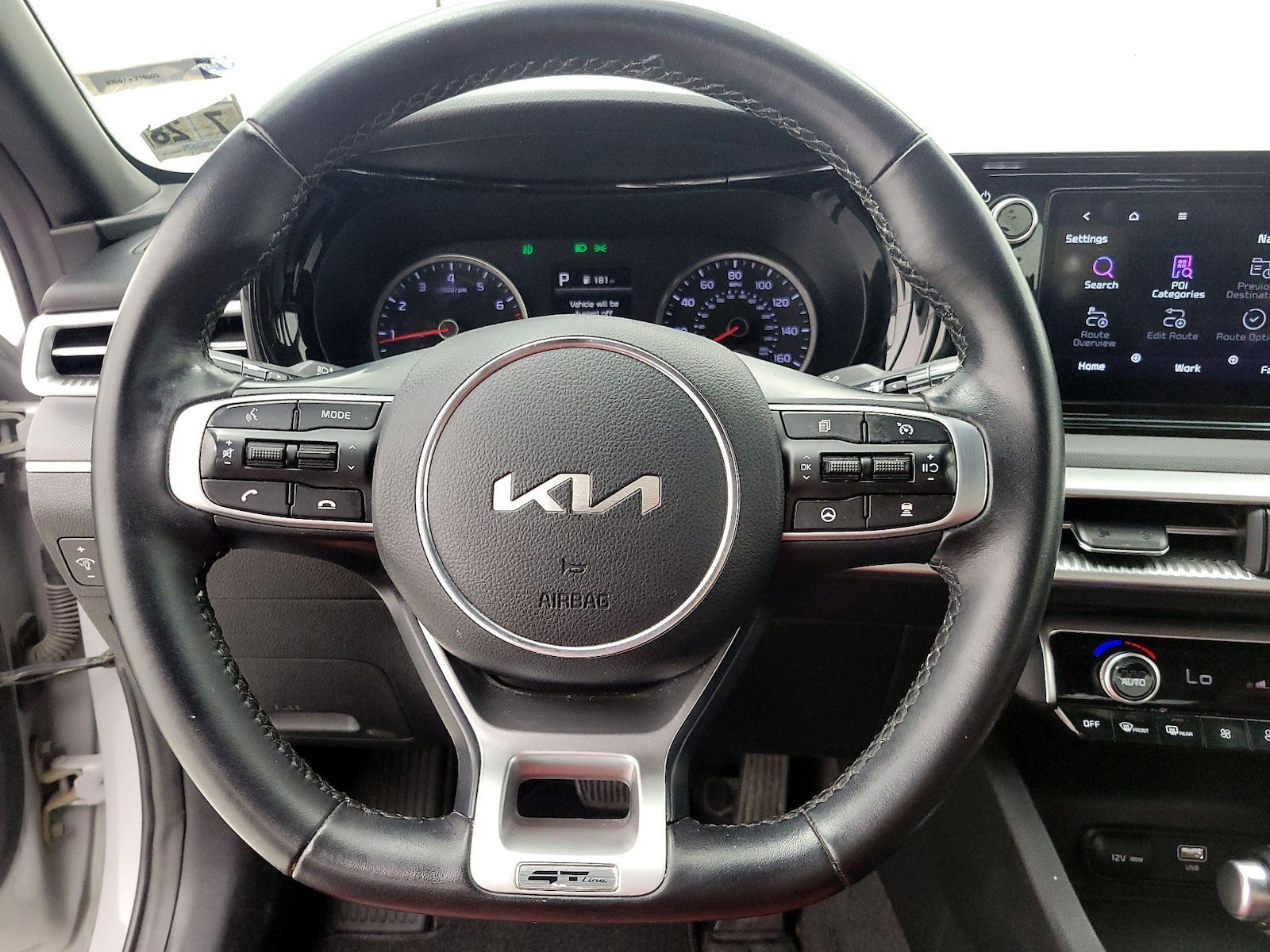 2024 Kia K5 GT-Line - Photo 11