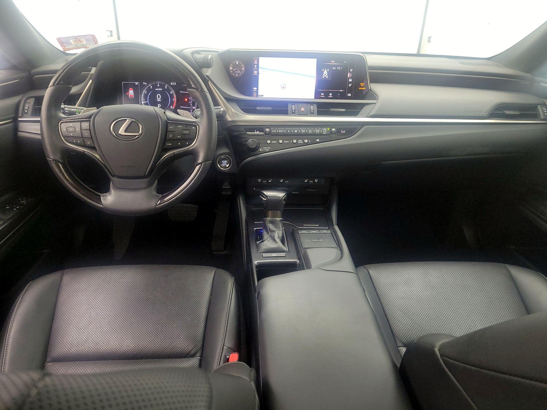 Thumbnail: 2019 Lexus ES - 9