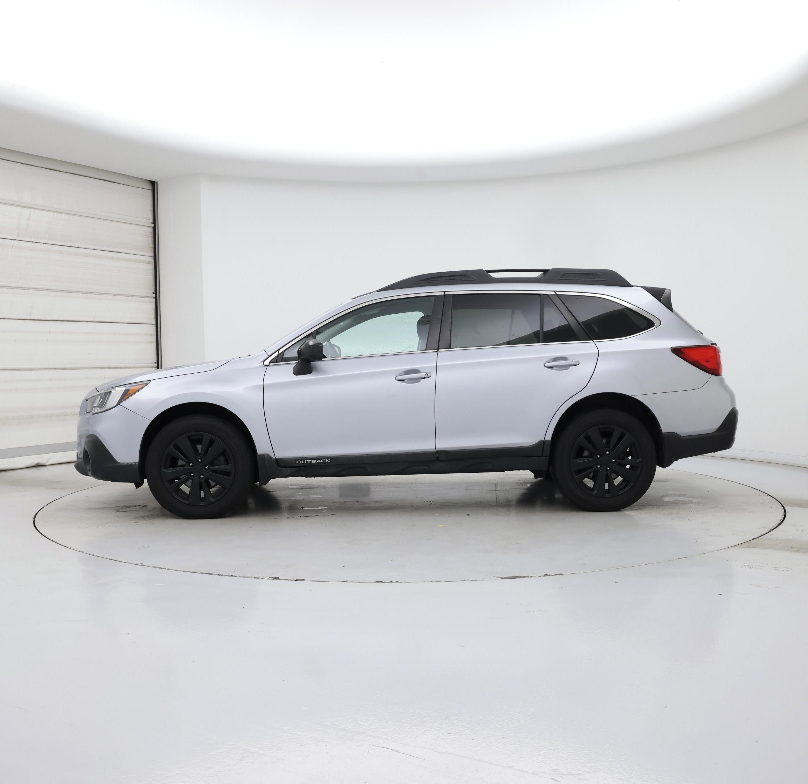 Thumbnail: 2019 Subaru Outback - 3