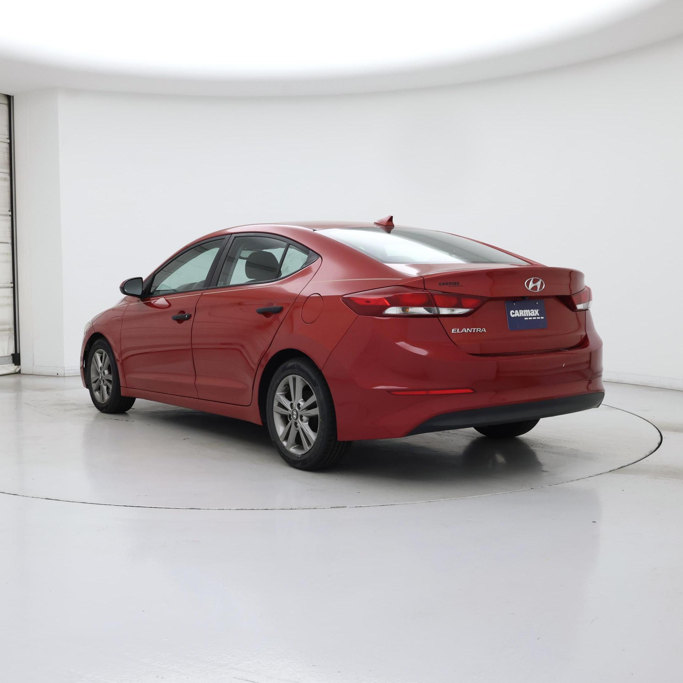 Thumbnail: 2017 Hyundai Elantra - 2
