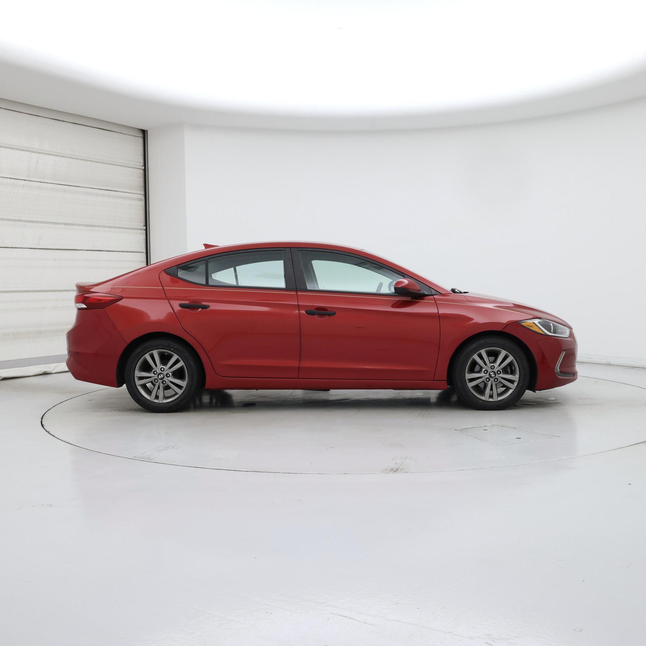 Thumbnail: 2017 Hyundai Elantra - 7