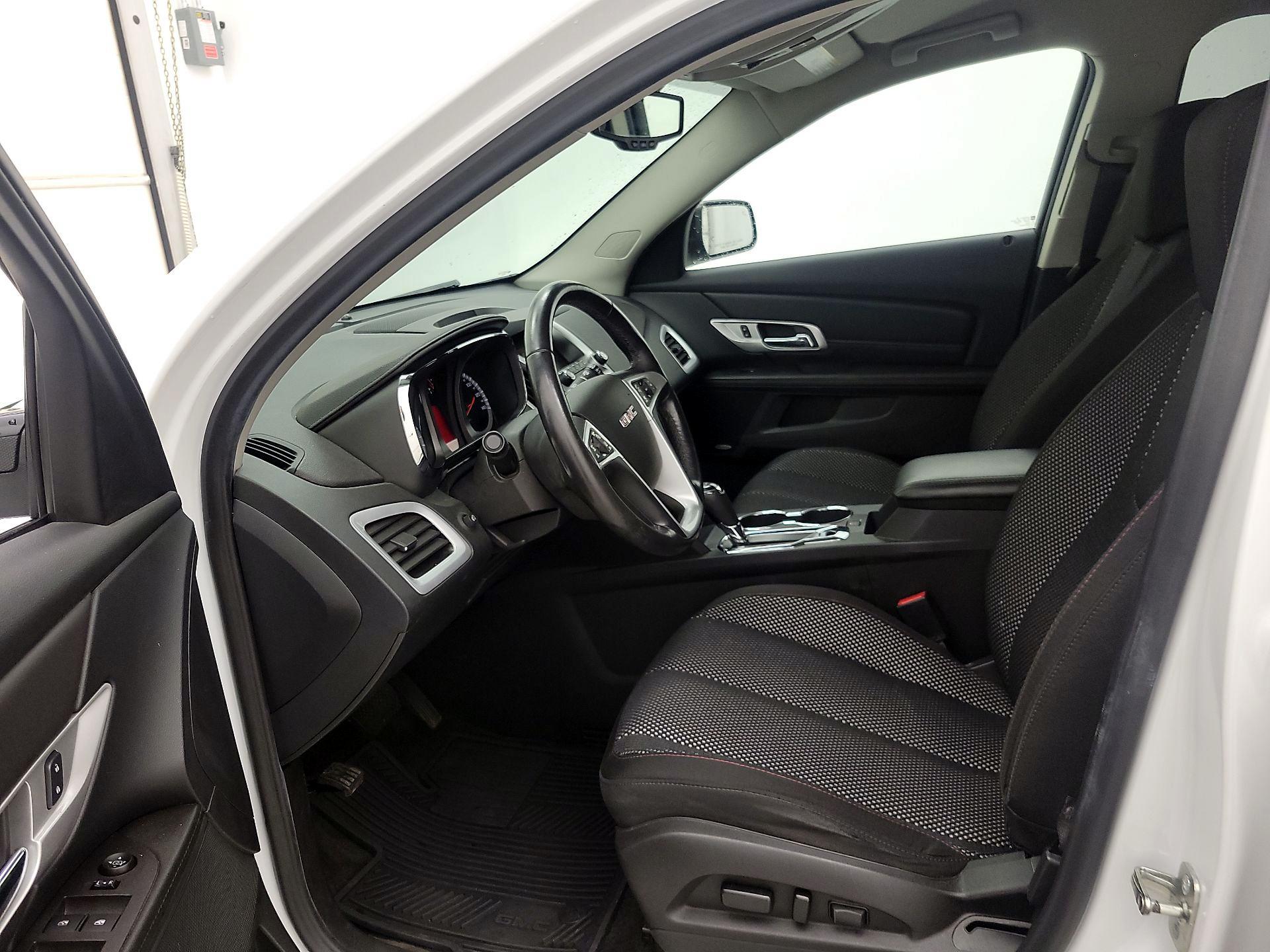 Thumbnail: 2017 GMC Terrain - 11