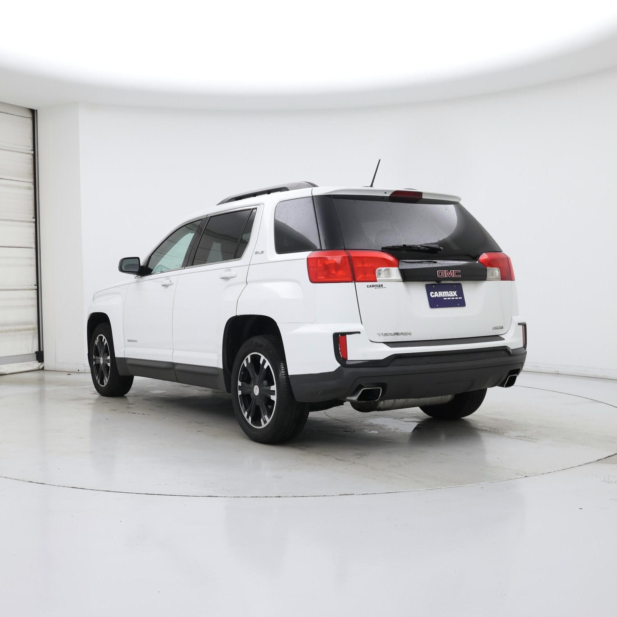 Thumbnail: 2017 GMC Terrain - 2