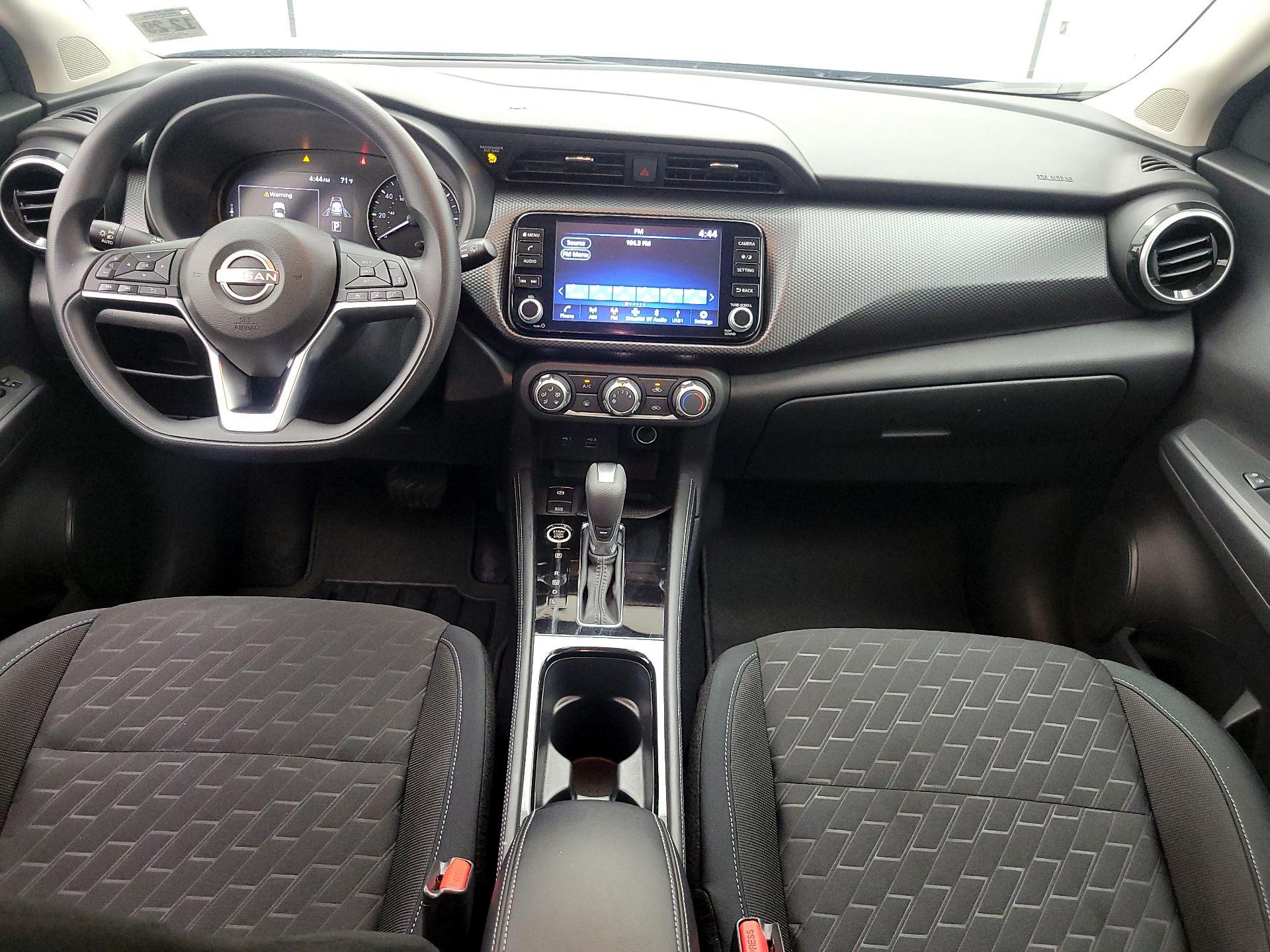 Thumbnail: 2024 Nissan Kicks - 9