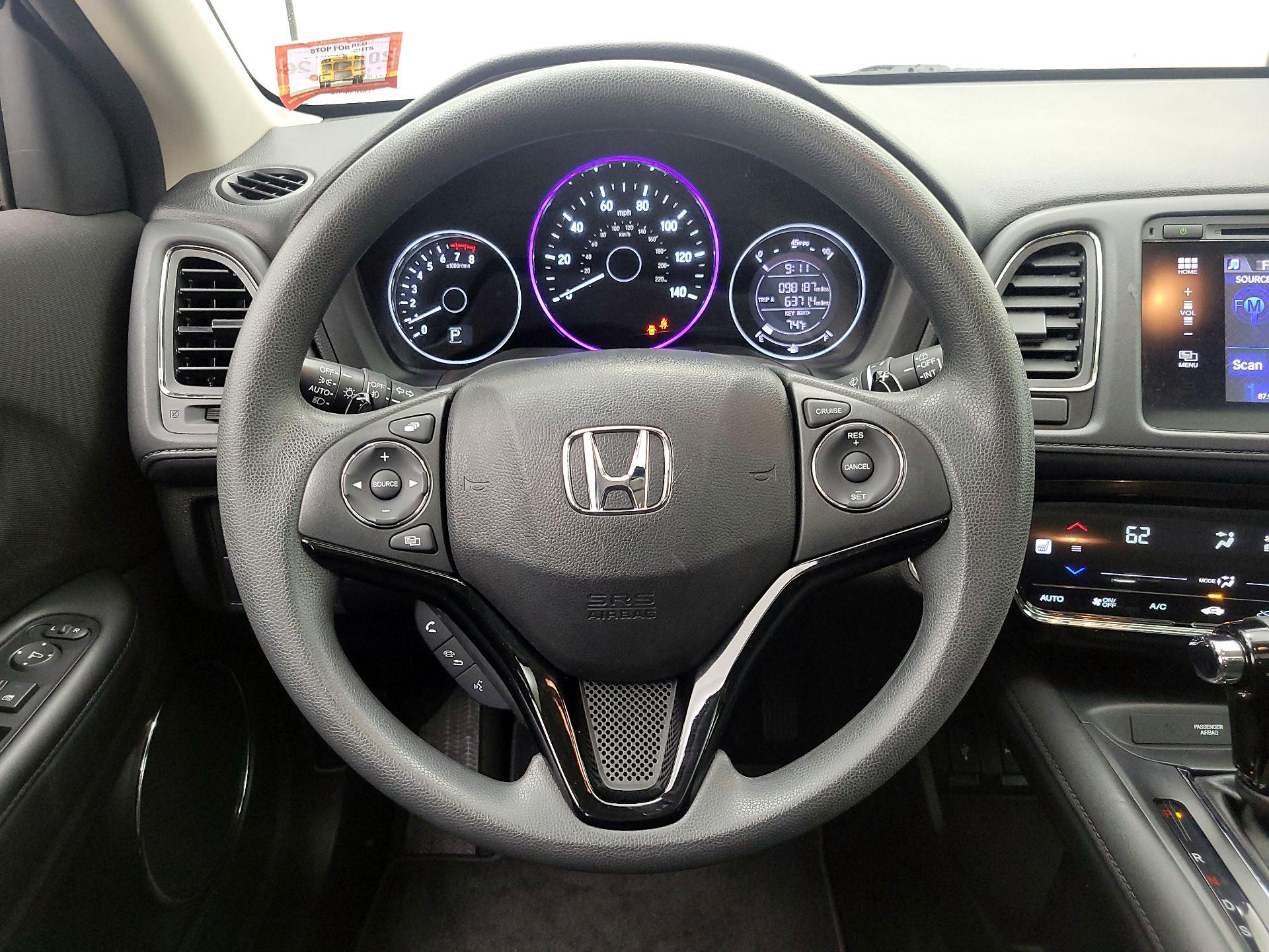 Thumbnail: 2016 Honda HR-V - 10