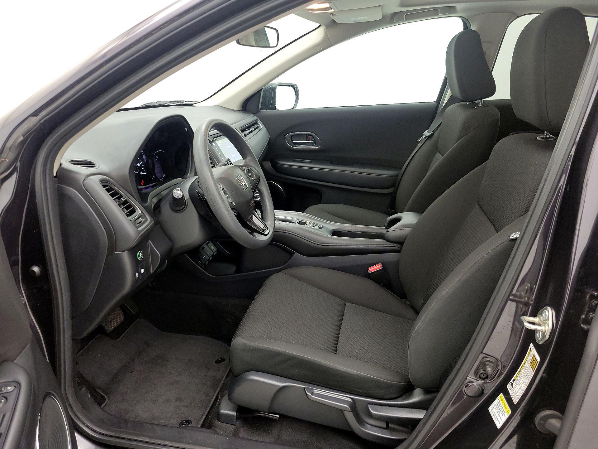Thumbnail: 2016 Honda HR-V - 11