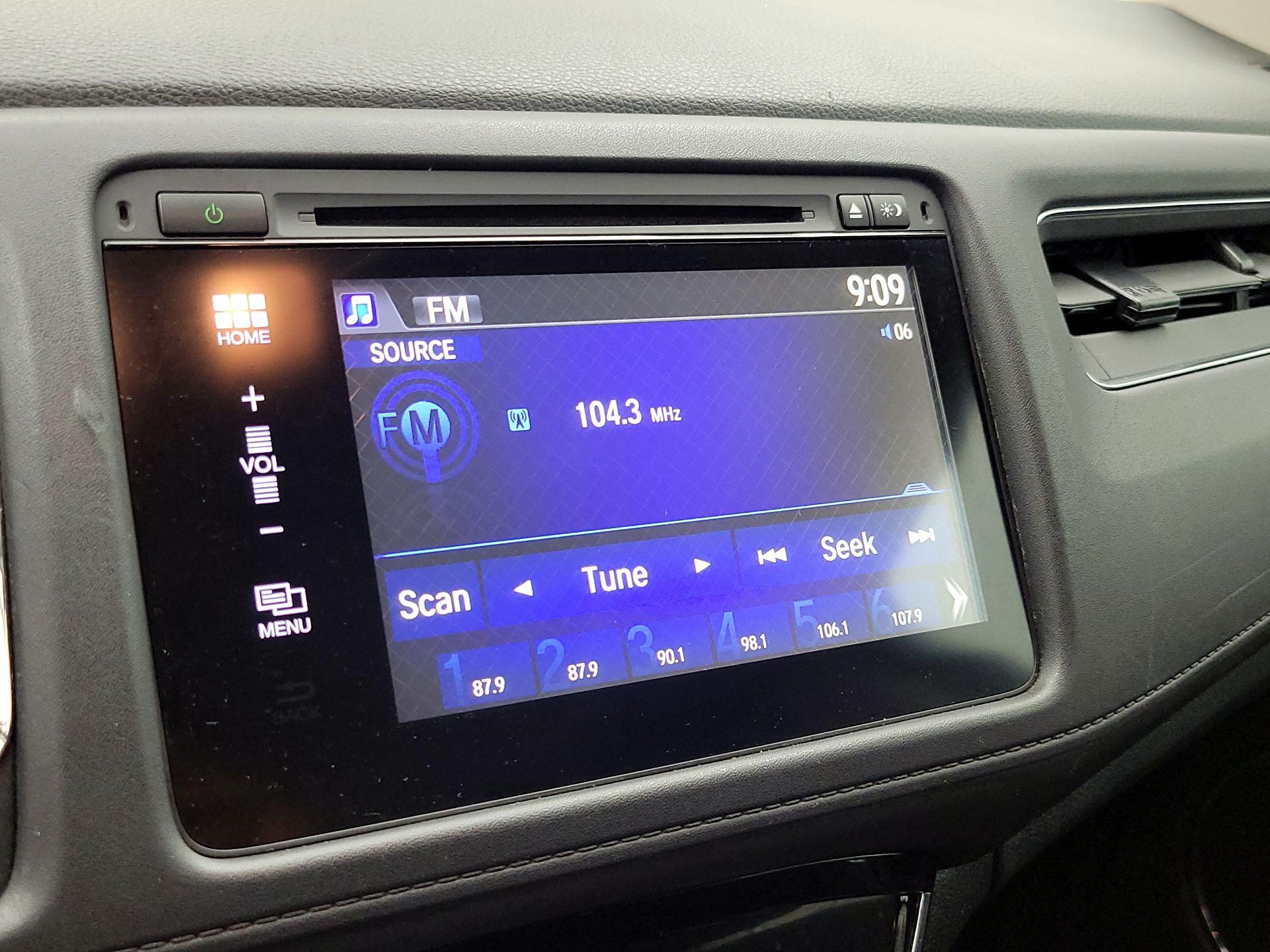 Thumbnail: 2016 Honda HR-V - 15