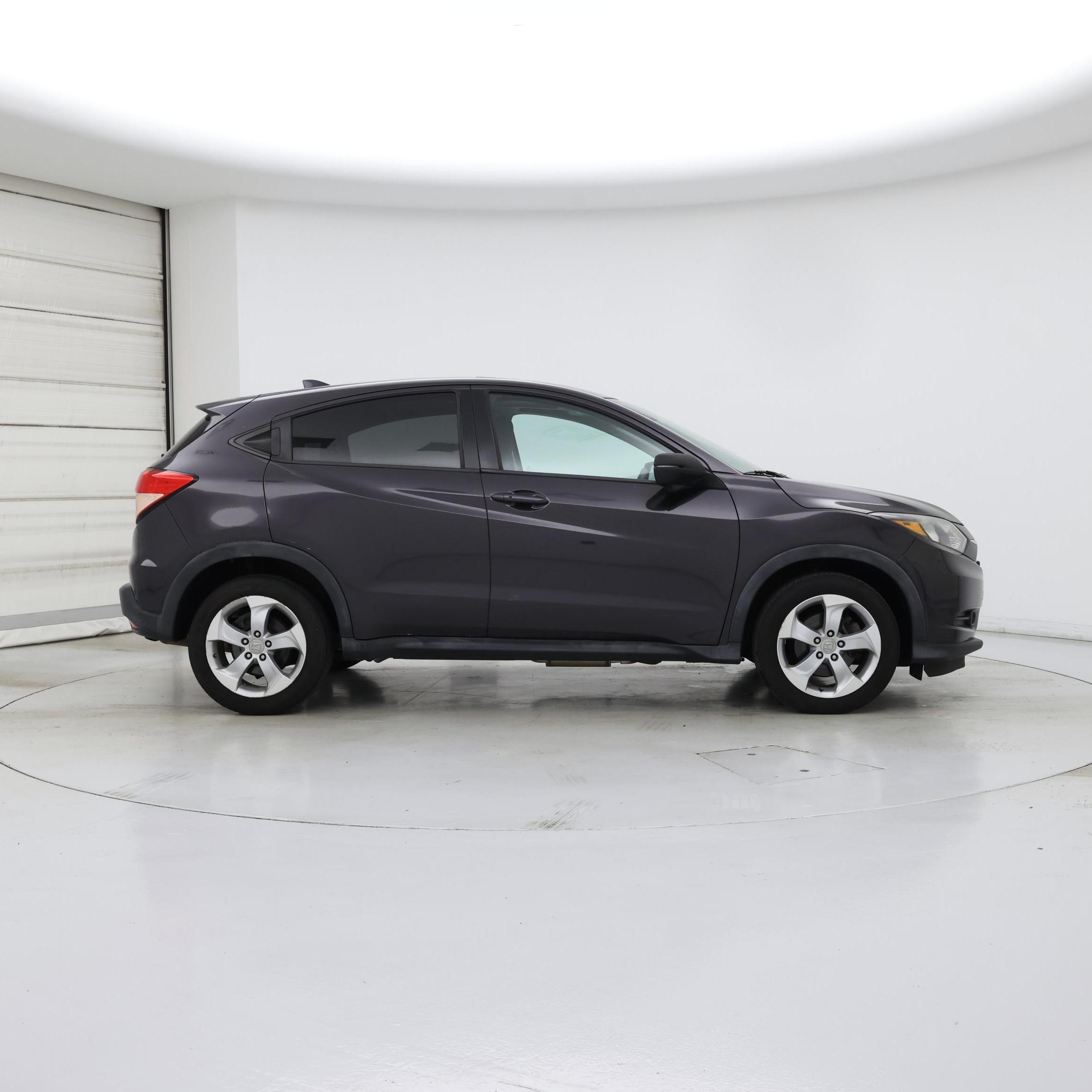 Thumbnail: 2016 Honda HR-V - 7