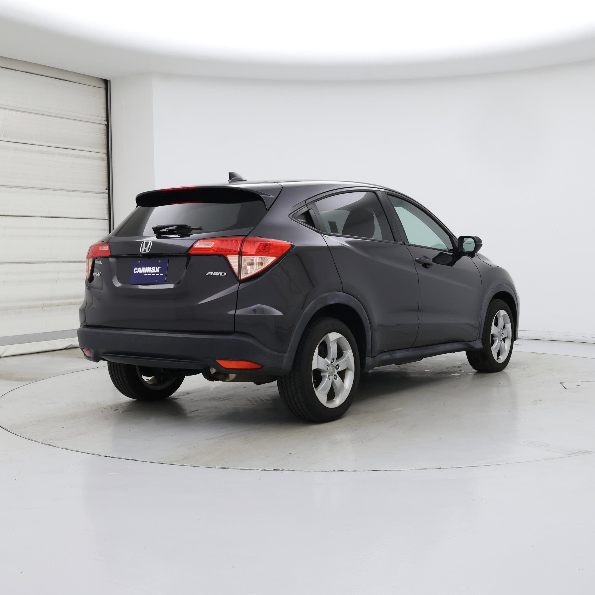 Thumbnail: 2016 Honda HR-V - 8