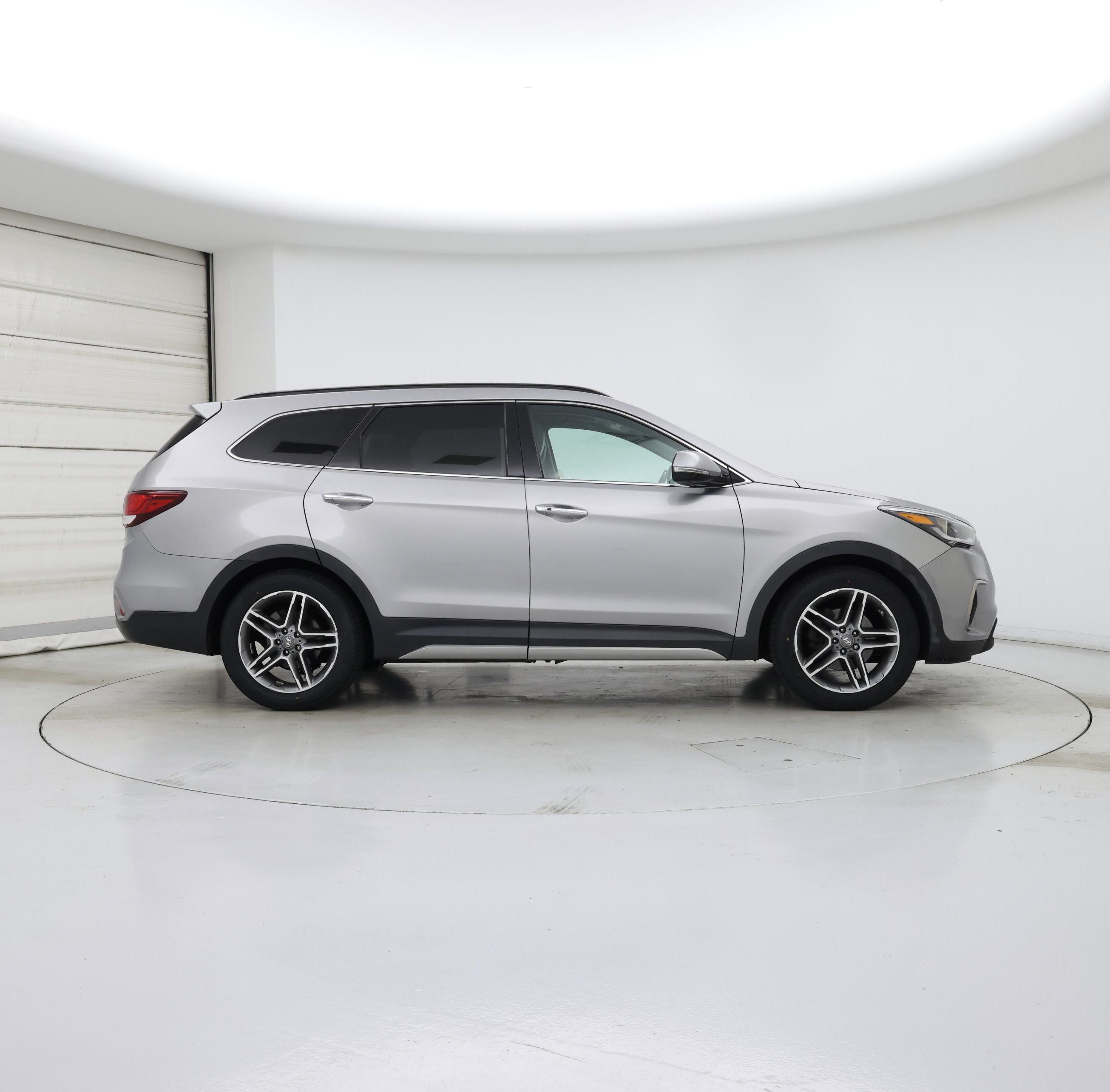 Thumbnail: 2017 Hyundai Santa Fe - 7