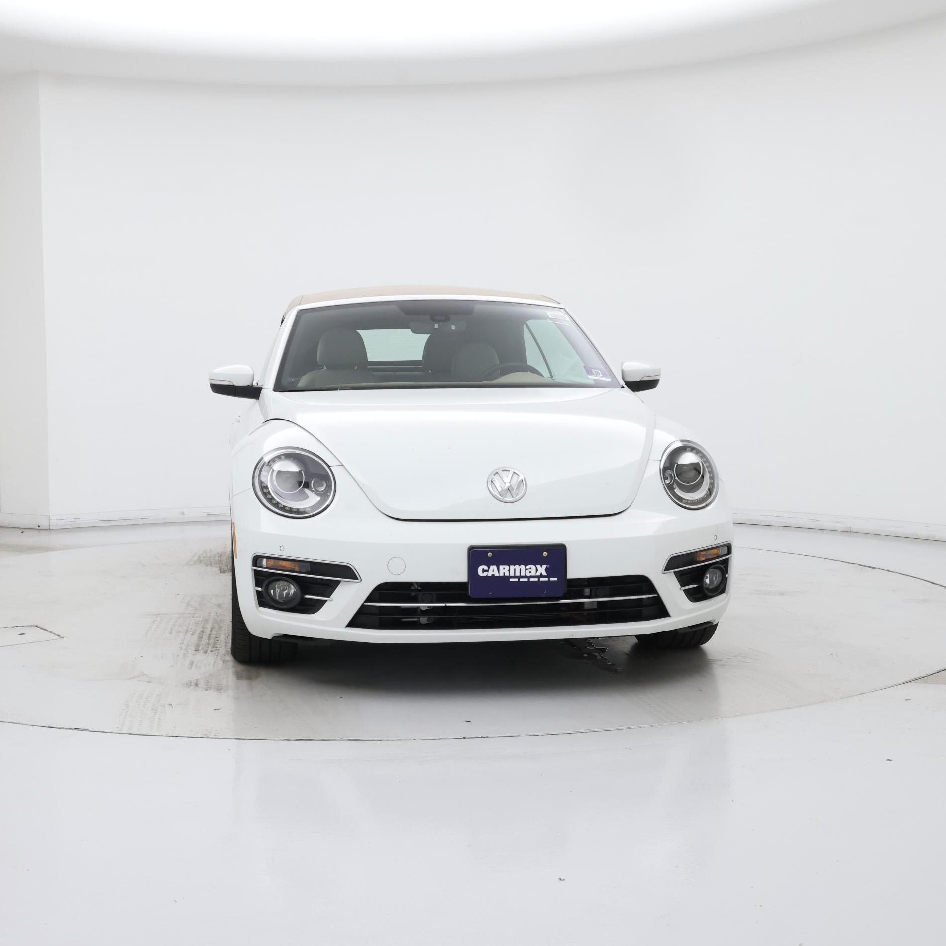 Thumbnail: 2019 Volkswagen Beetle - 5