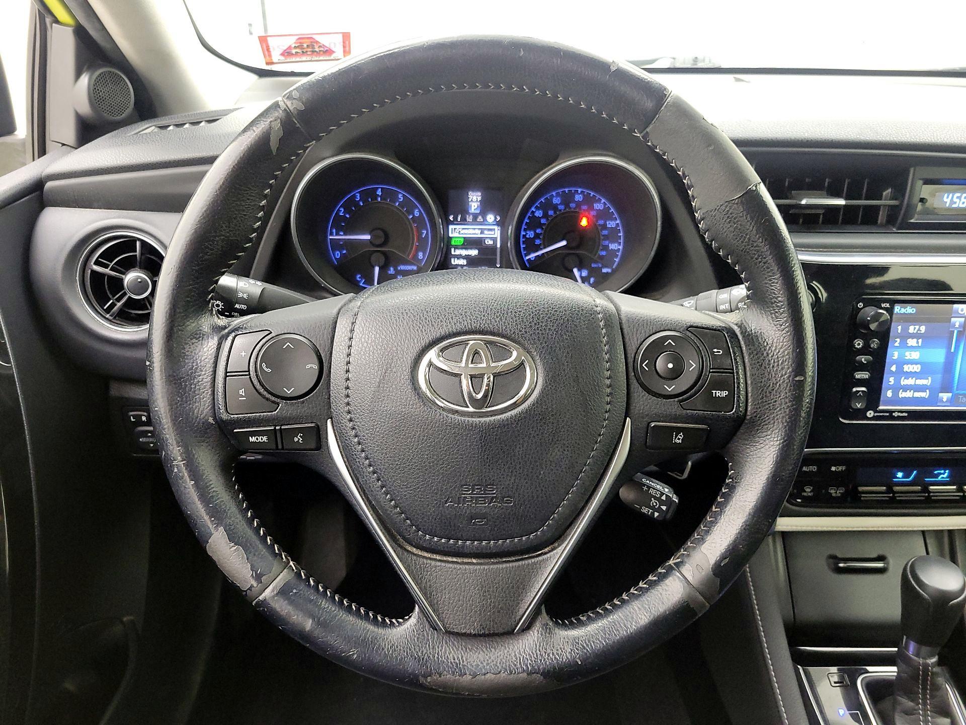 Thumbnail: 2017 Toyota Corolla iM - 10