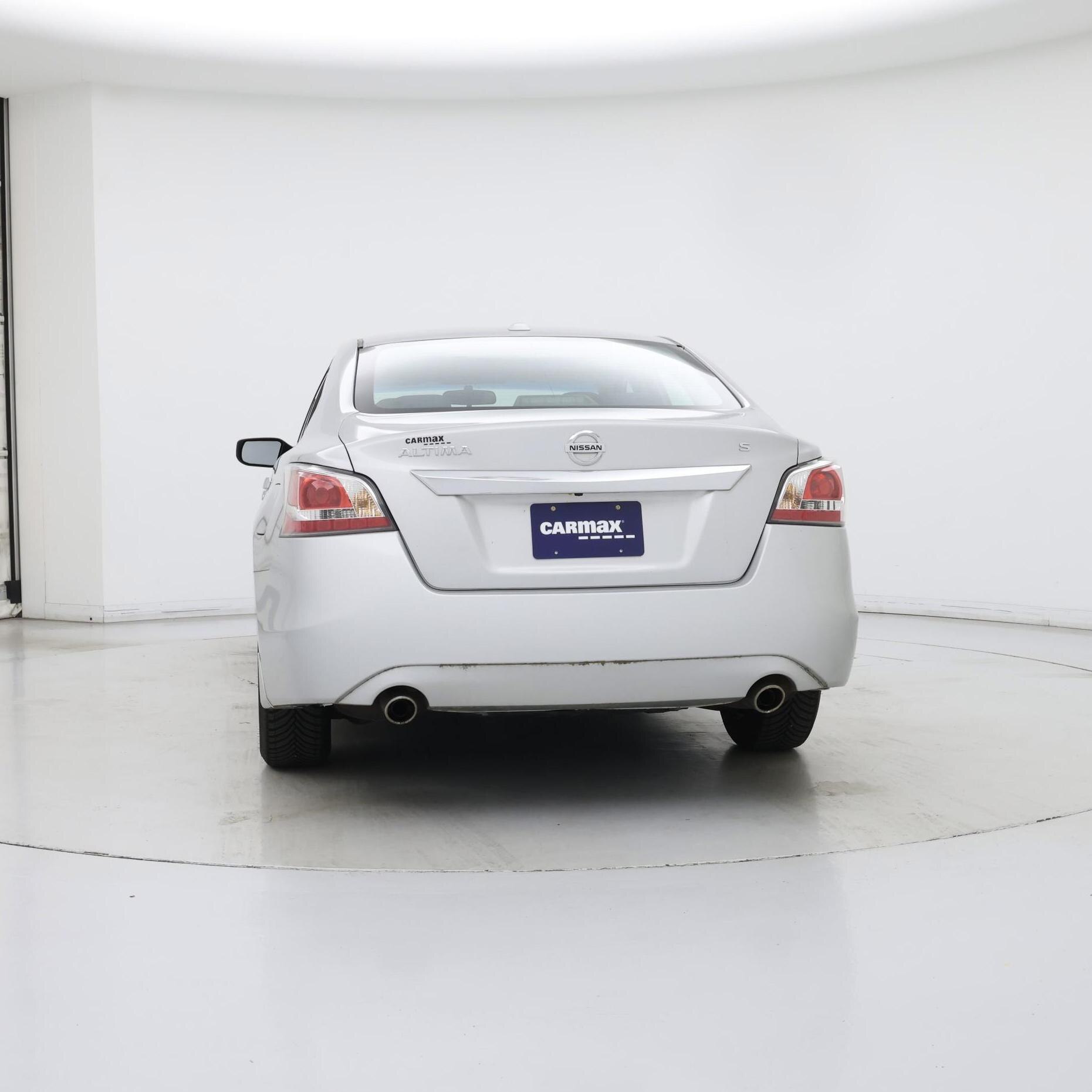 Thumbnail: 2015 Nissan Altima - 6