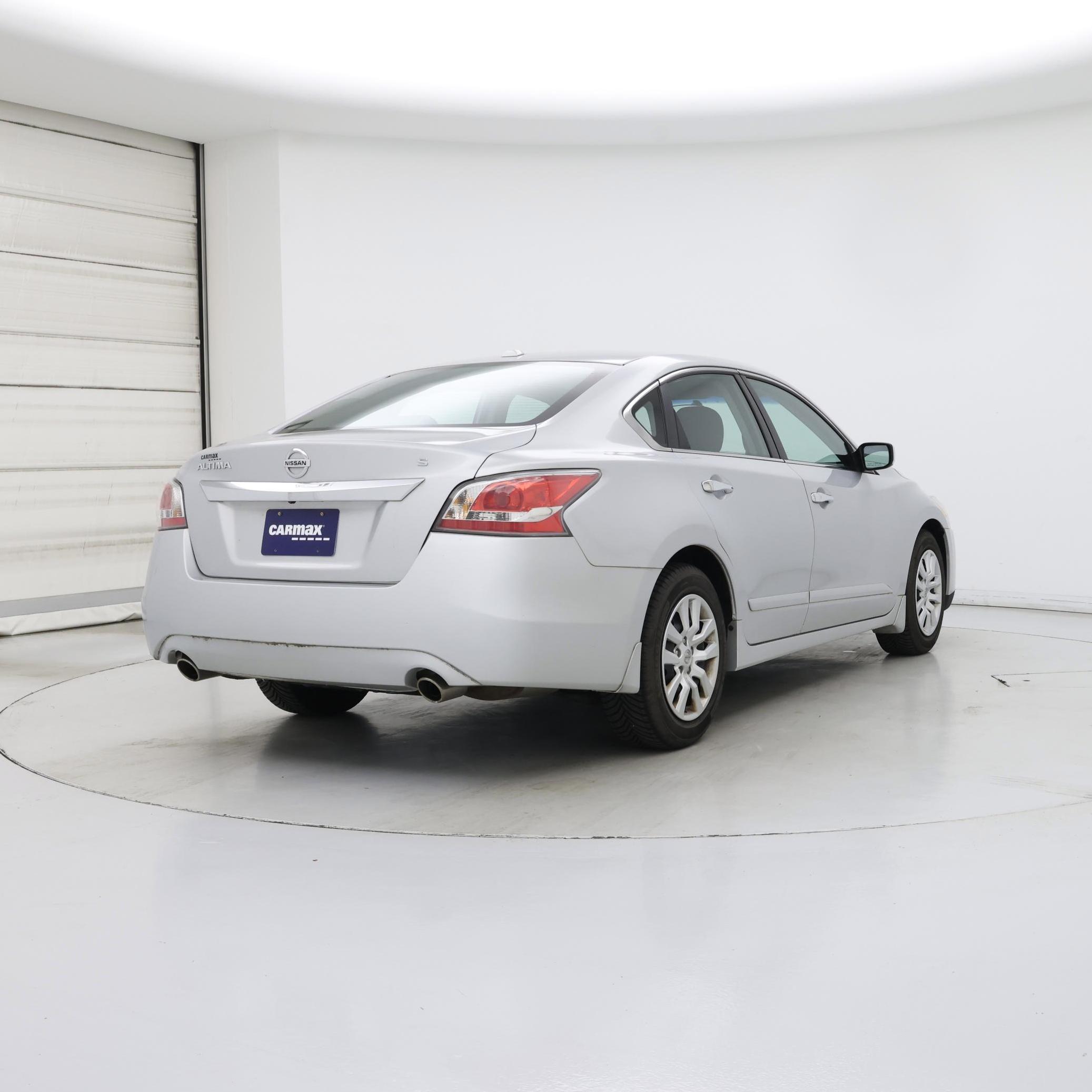 Thumbnail: 2015 Nissan Altima - 8