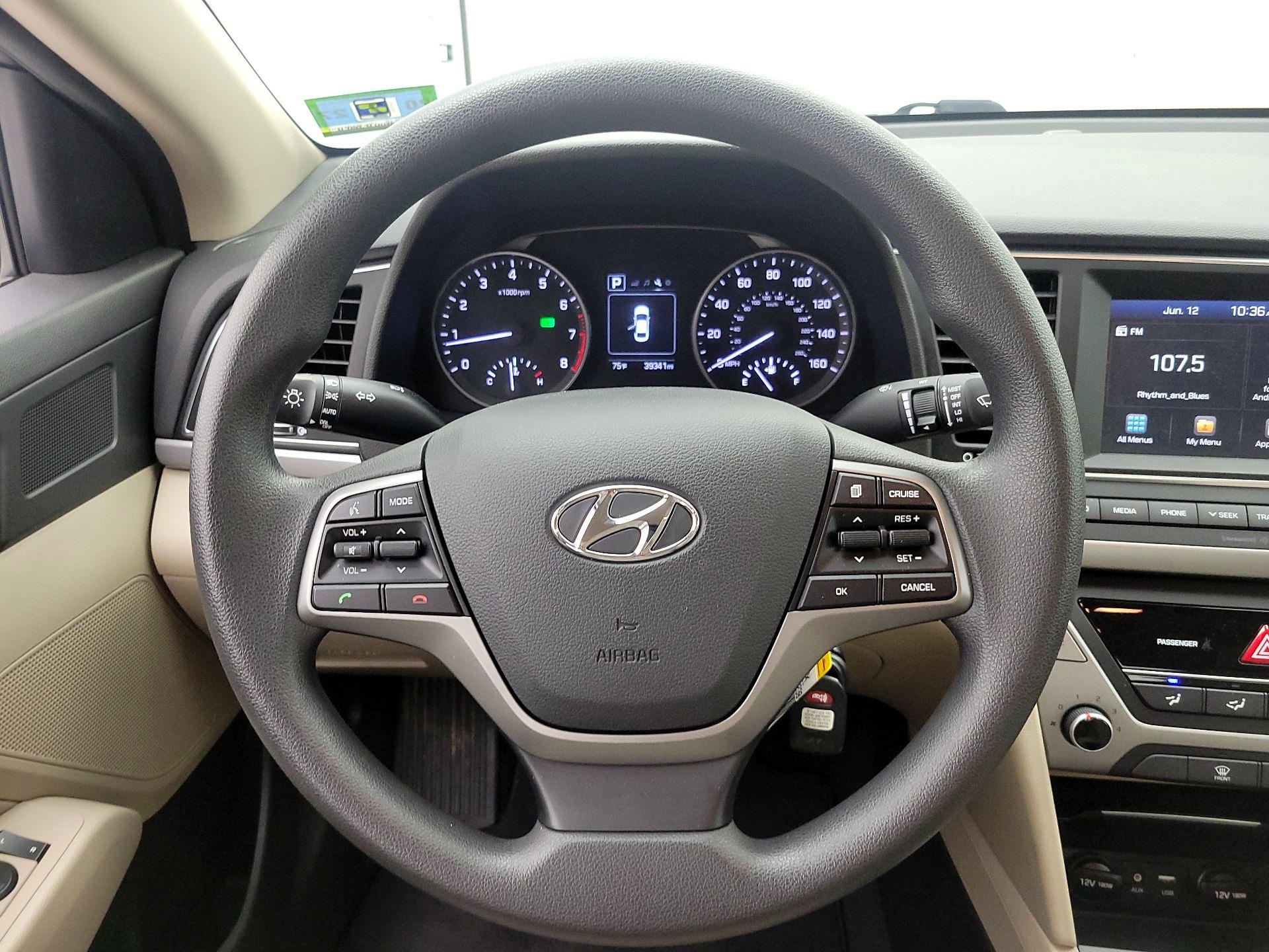 Thumbnail: 2018 Hyundai Elantra - 10