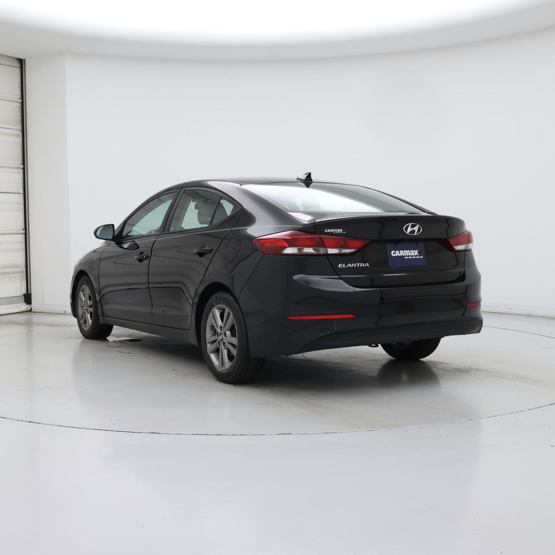 Thumbnail: 2018 Hyundai Elantra - 2