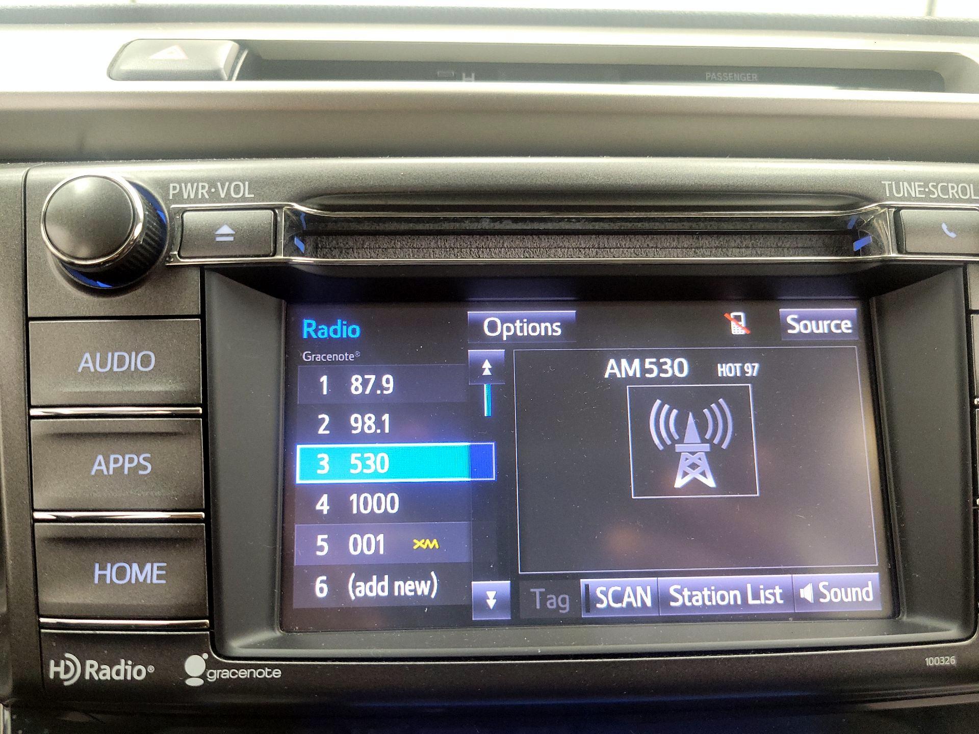 Thumbnail: 2015 Toyota RAV4 - 15