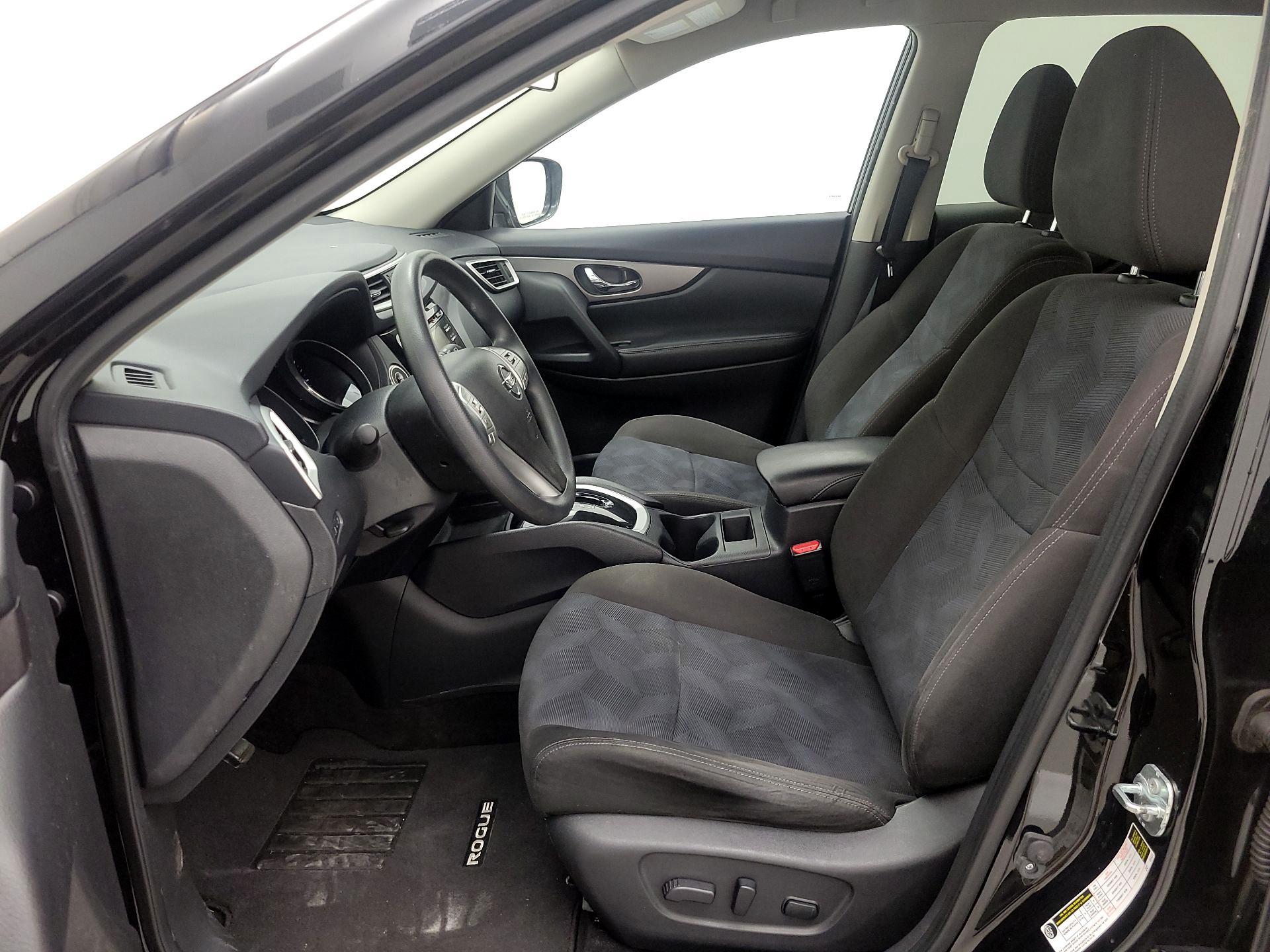 Thumbnail: 2015 Nissan Rogue - 11