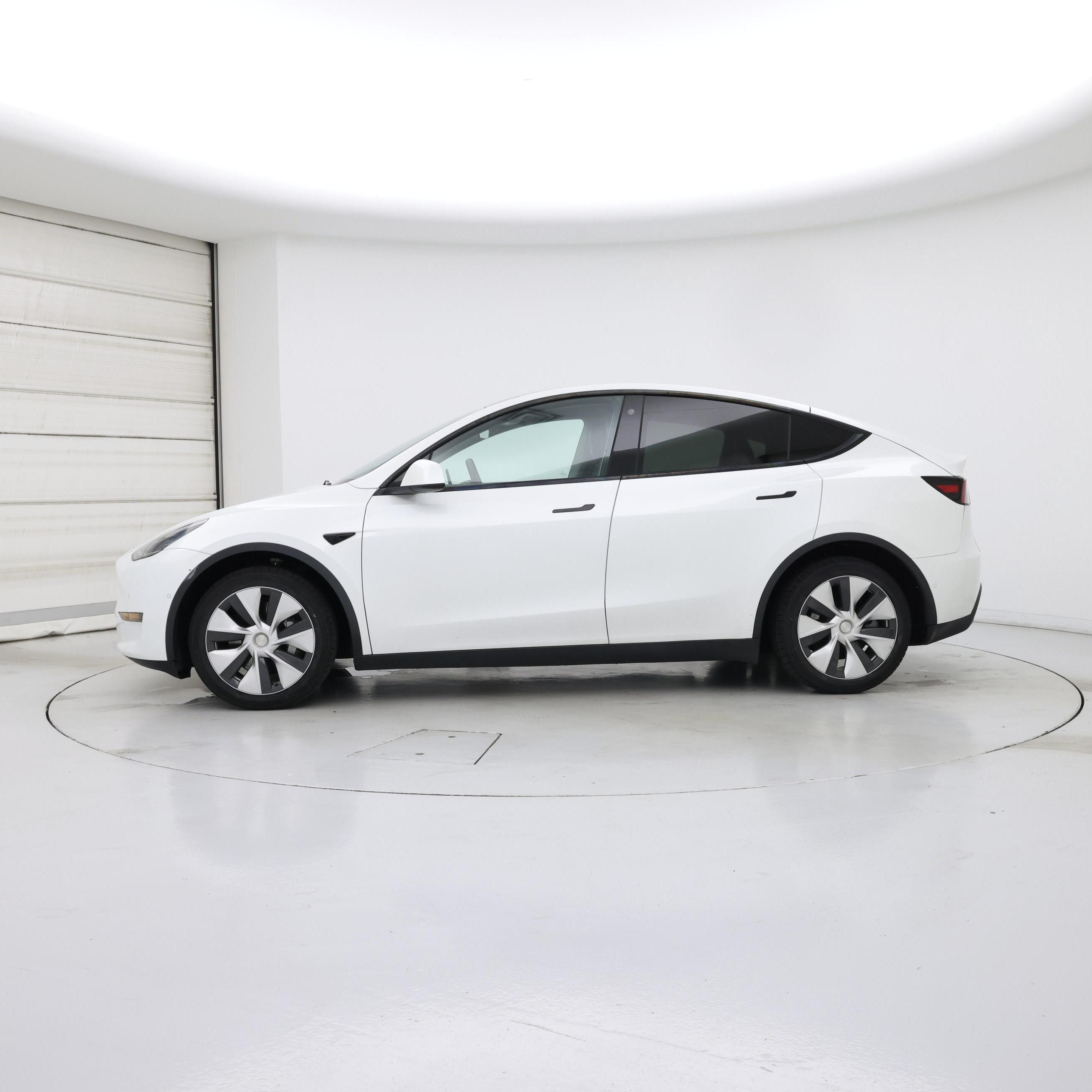 Thumbnail: 2022 Tesla Model Y - 3