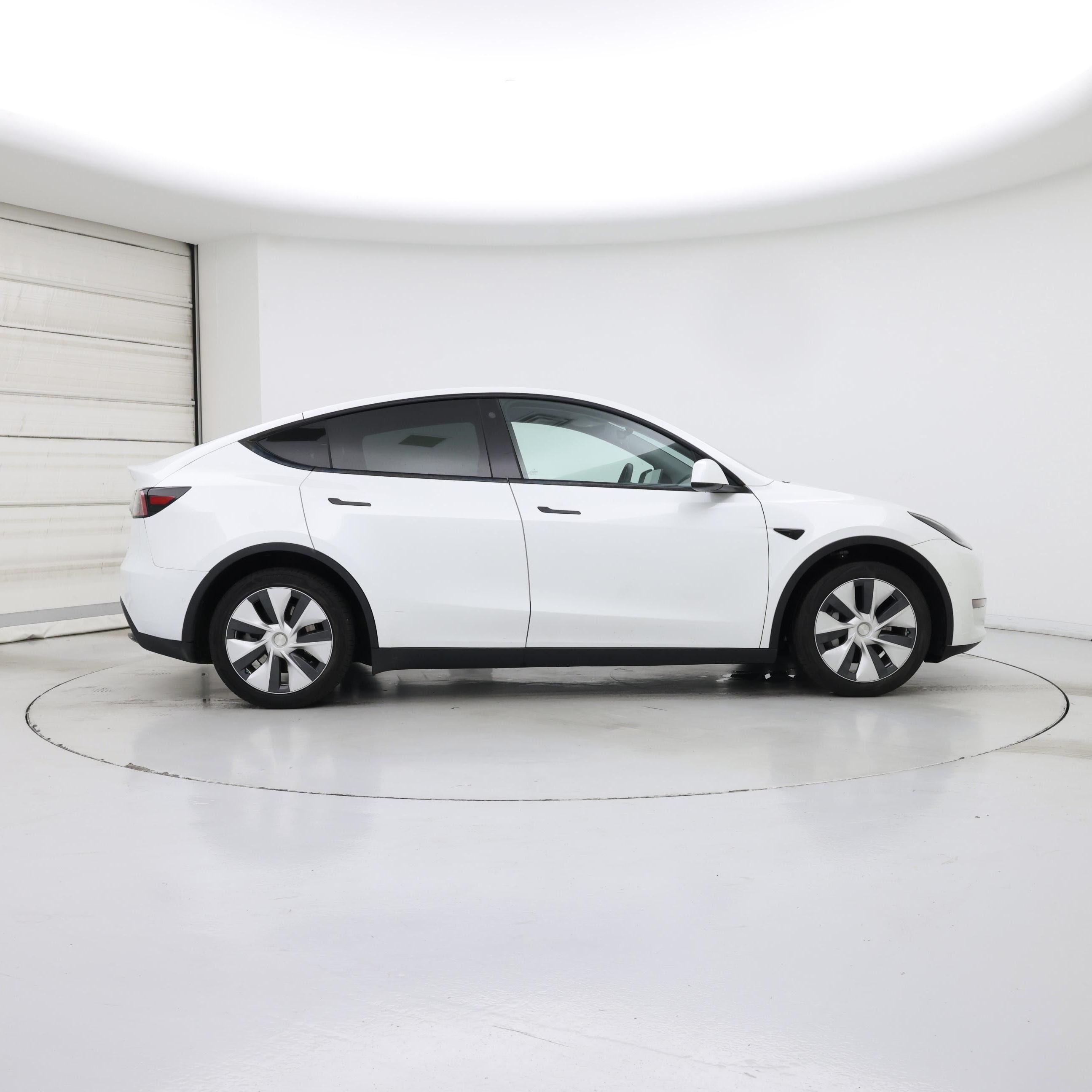 Thumbnail: 2022 Tesla Model Y - 7