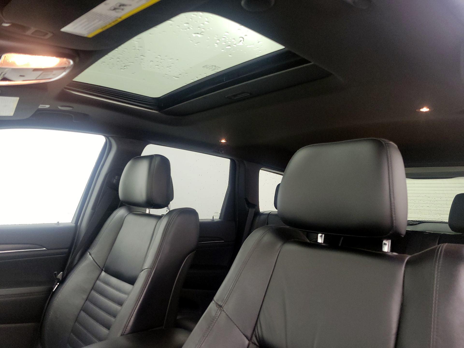 Thumbnail: 2018 Jeep Grand Cherokee - 20