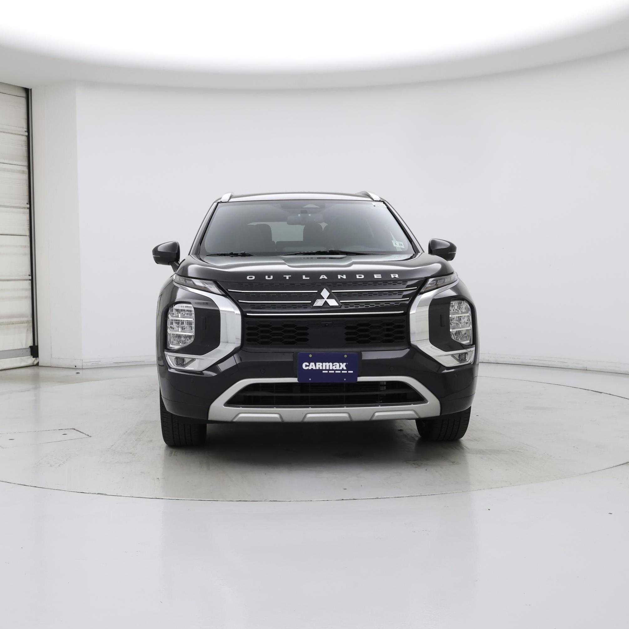Thumbnail: 2023 Mitsubishi Outlander - 5