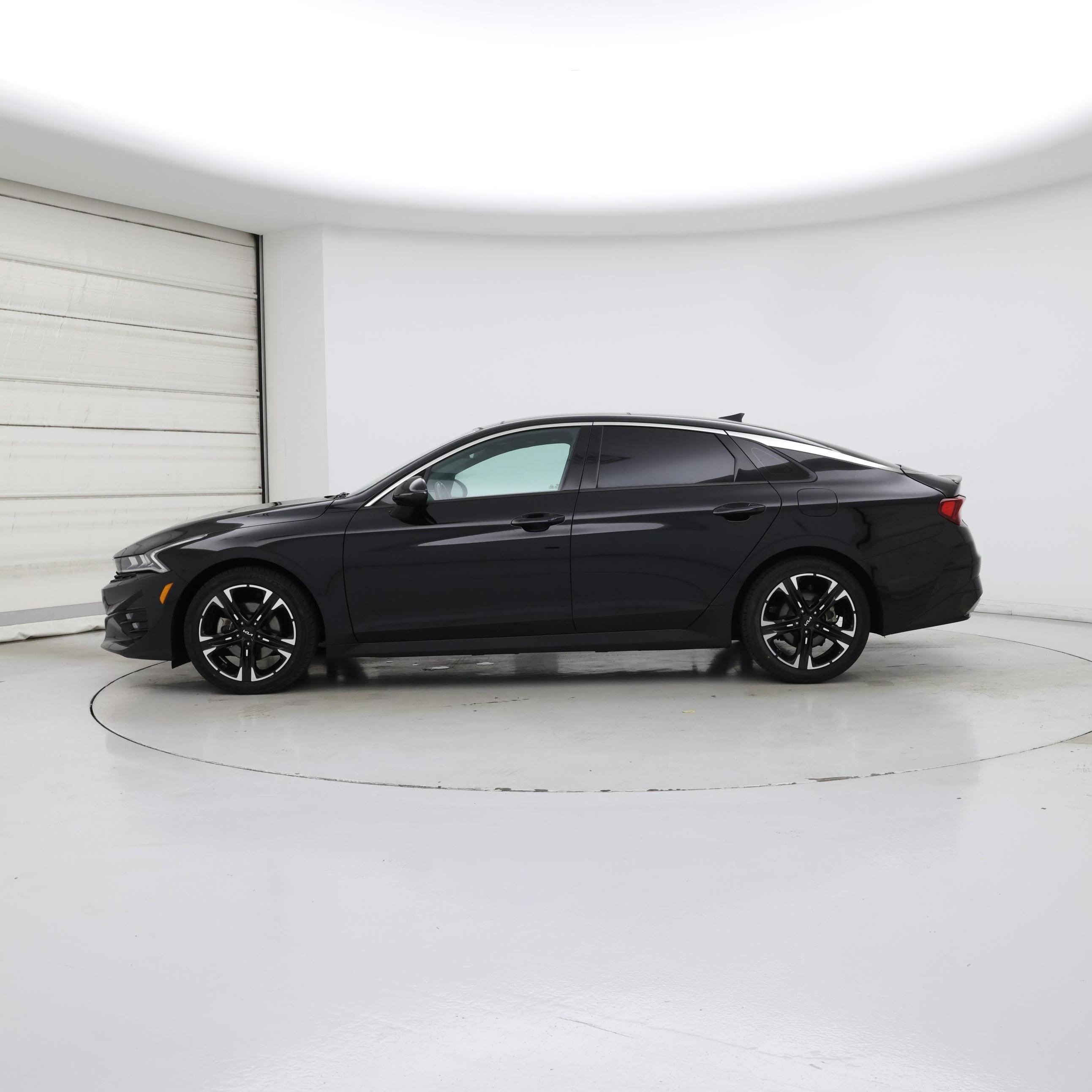 Thumbnail: 2022 Kia K5 - 3