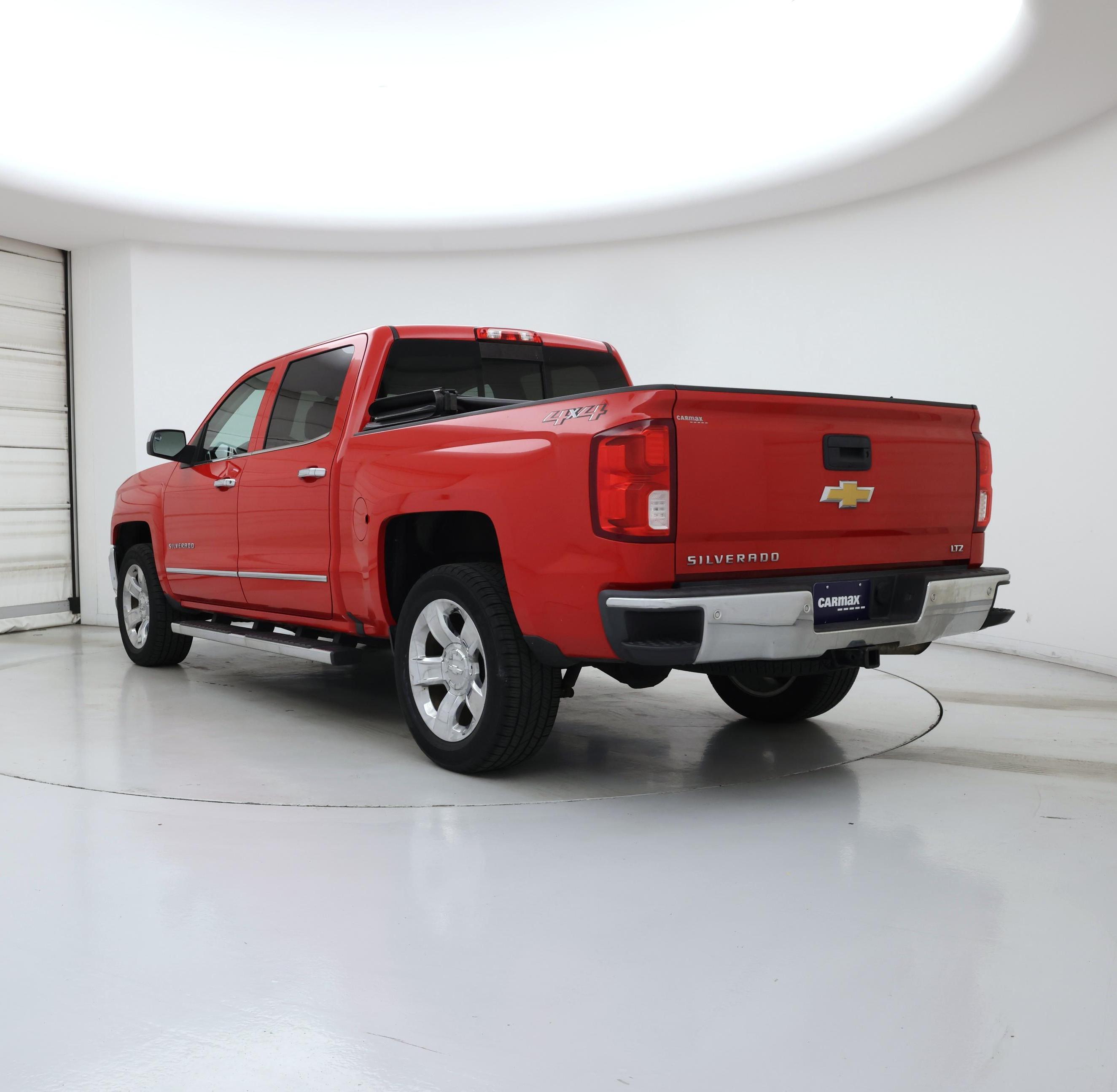 Thumbnail: 2018 Chevrolet Silverado 1500 - 2