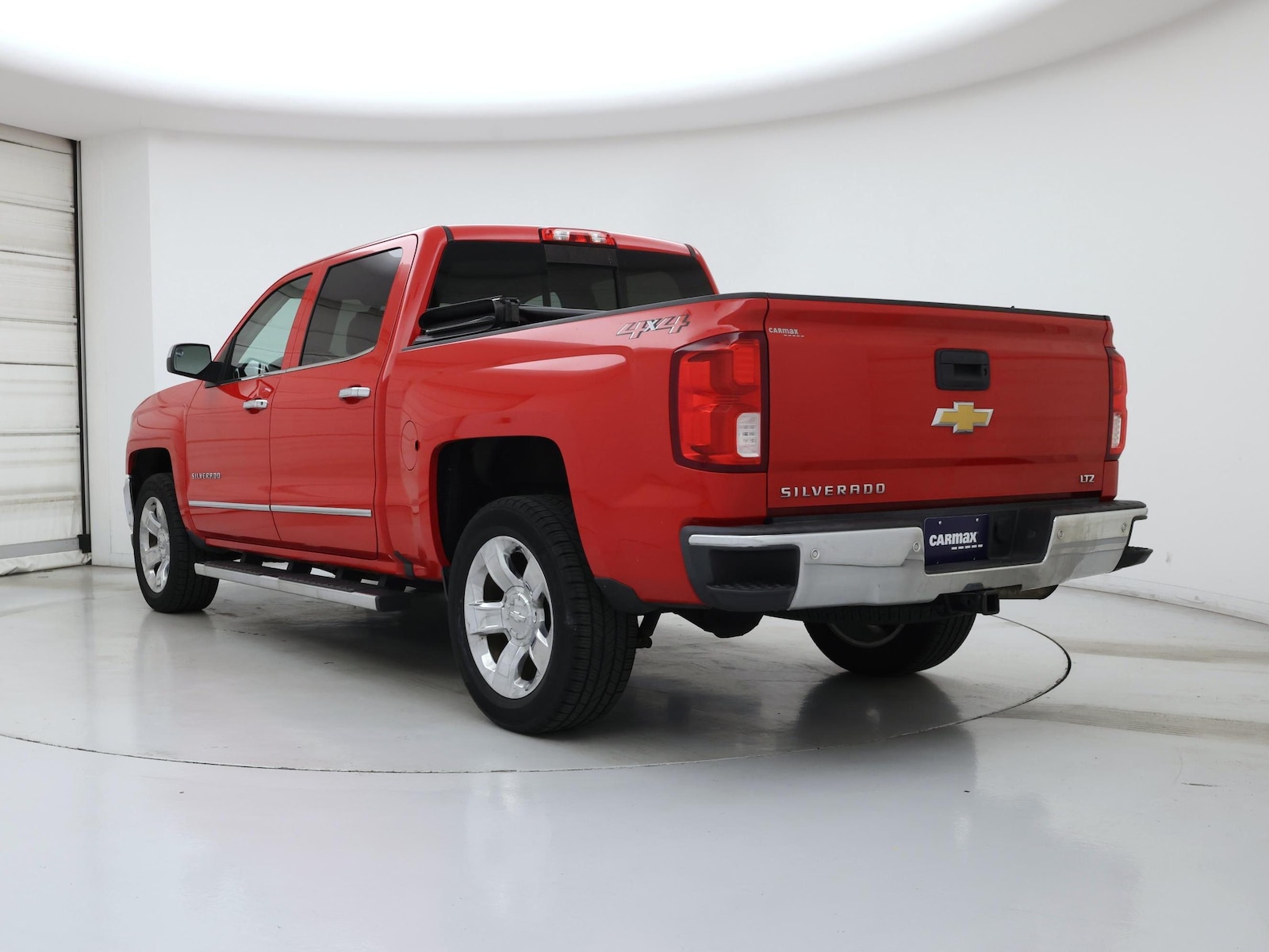 2018 Chevrolet Silverado 1500 LTZ - Photo 3