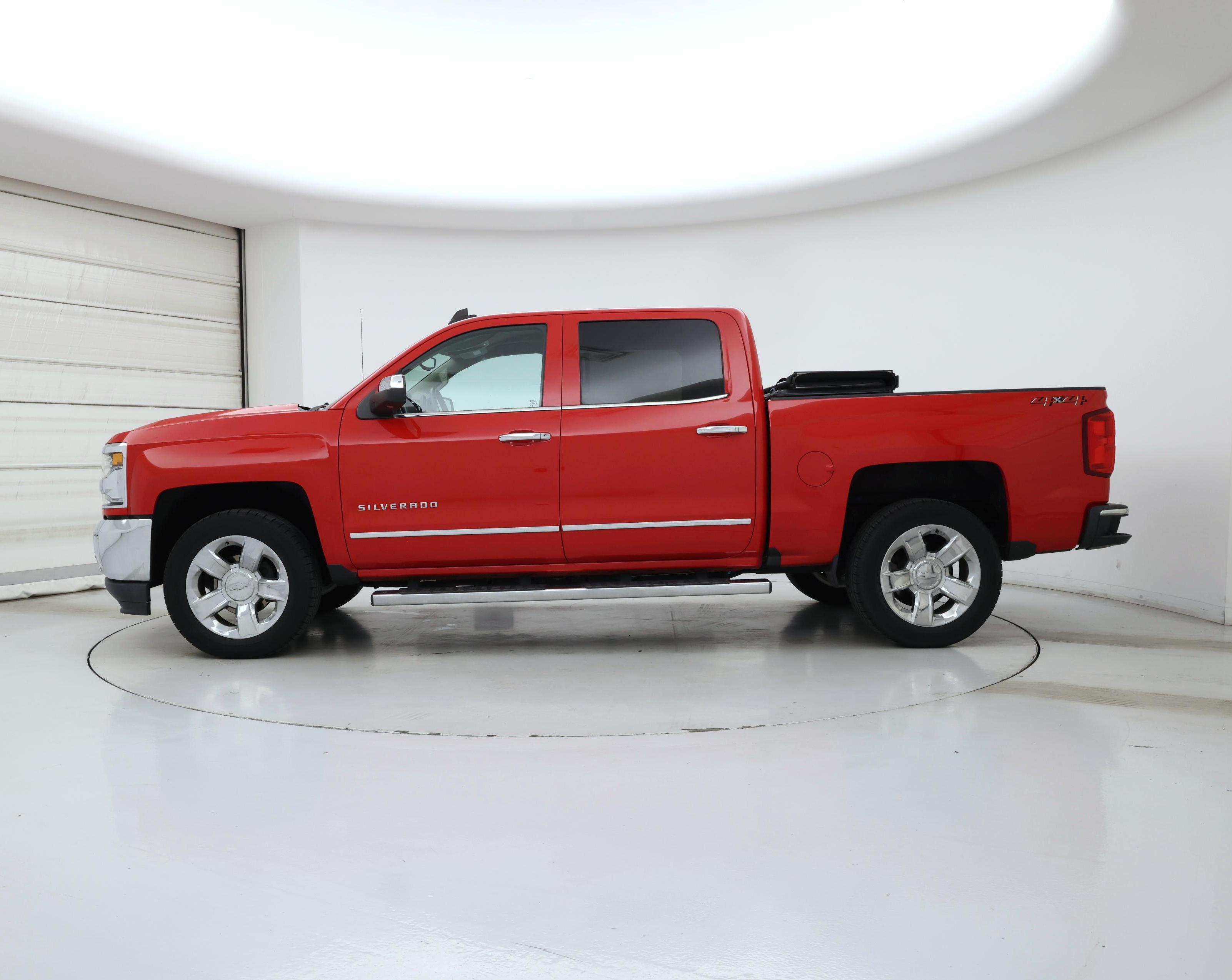 Thumbnail: 2018 Chevrolet Silverado 1500 - 3