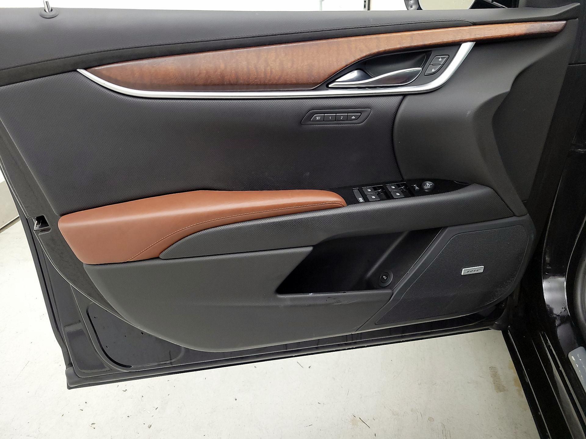 Thumbnail: 2018 Cadillac XTS - 12