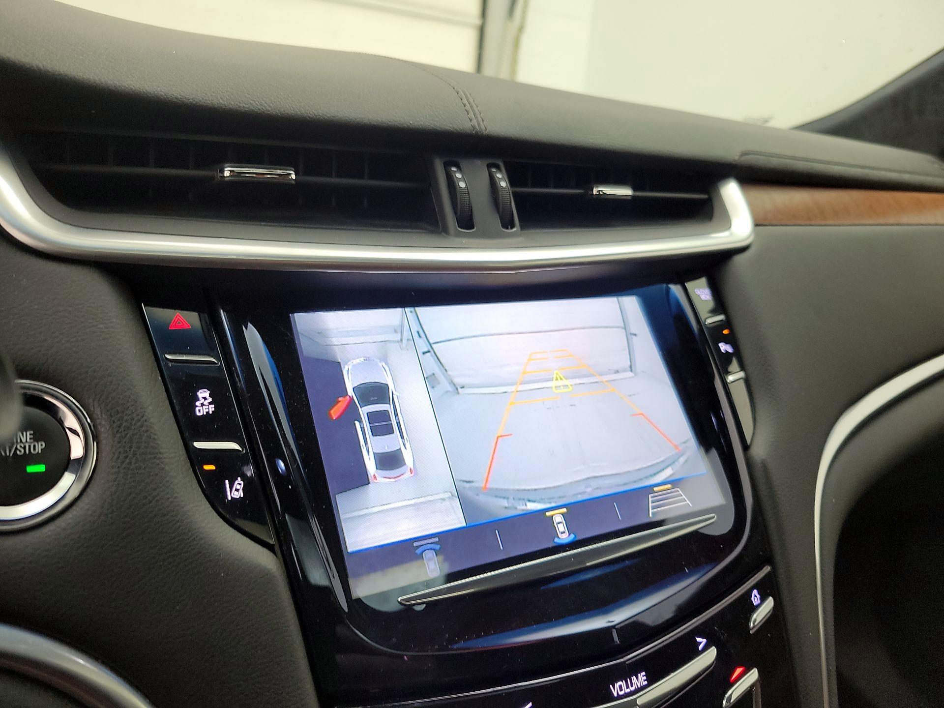 Thumbnail: 2018 Cadillac XTS - 13