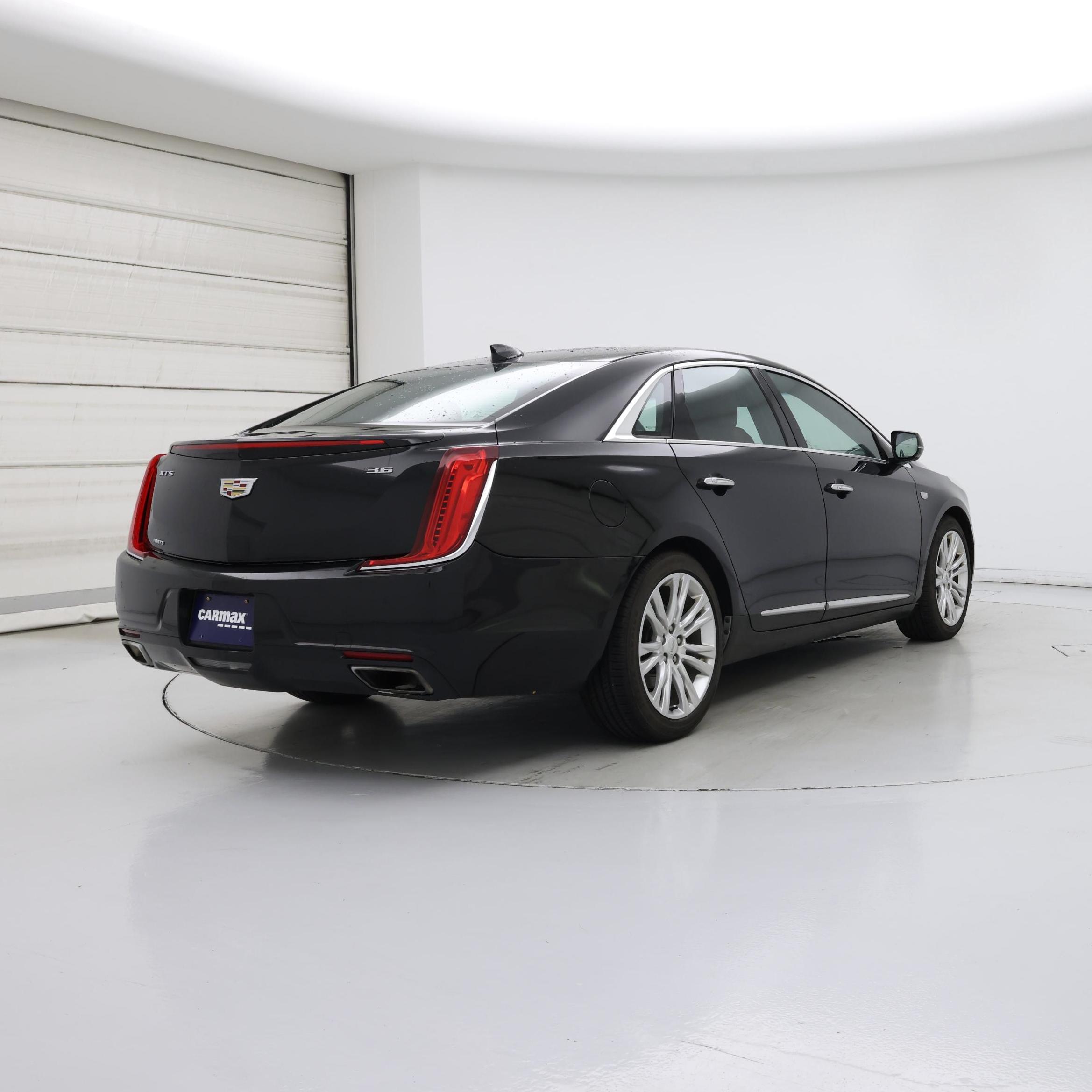 Thumbnail: 2018 Cadillac XTS - 8