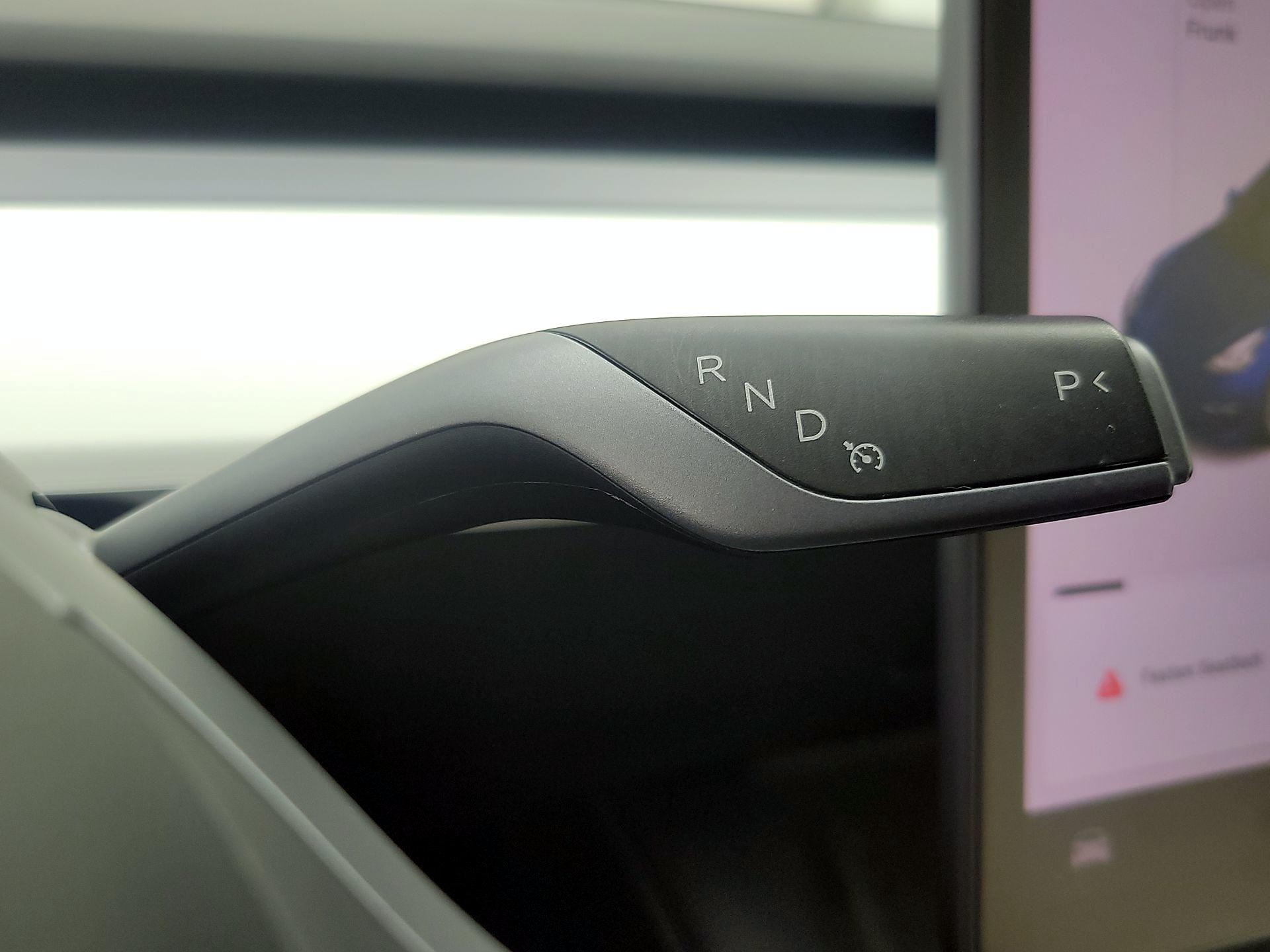 Thumbnail: 2021 Tesla Model 3 - 17