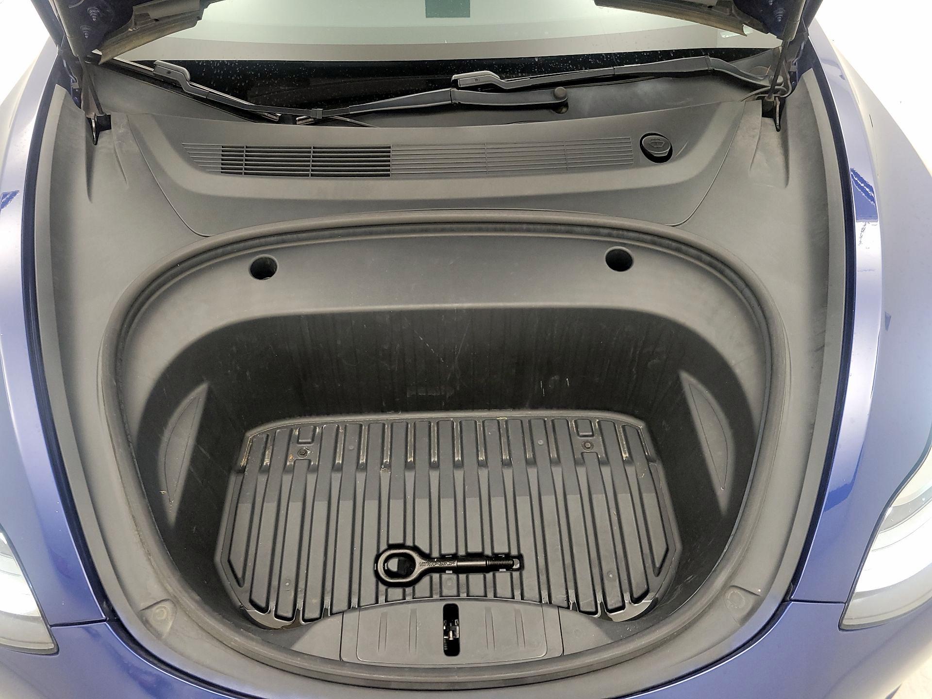 Thumbnail: 2021 Tesla Model 3 - 20