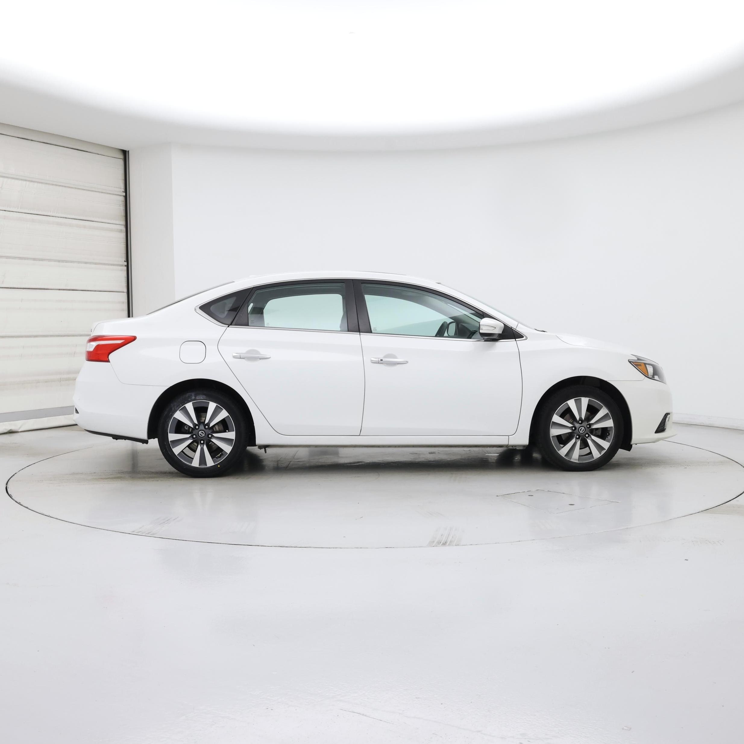 Thumbnail: 2018 Nissan Sentra - 7